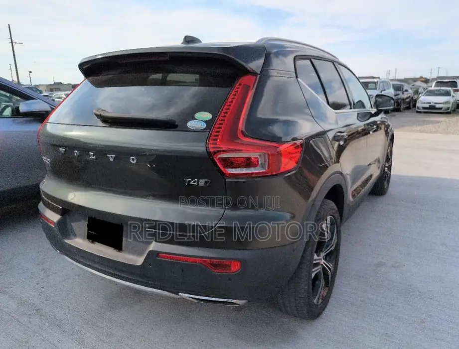 Volvo XC40 T3 Petrol FWD 2019 Black