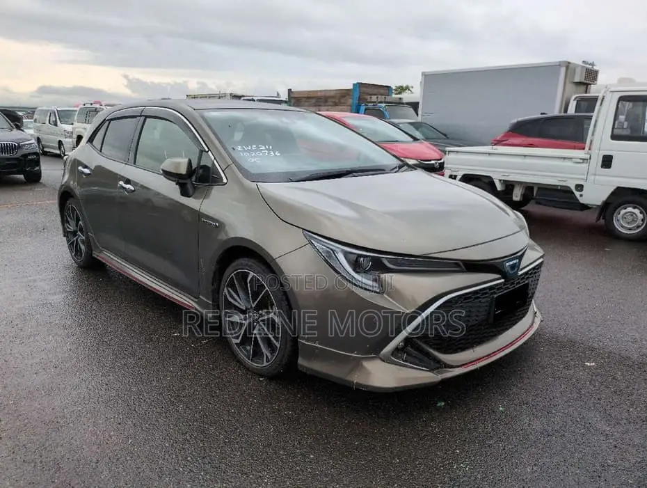 Toyota Corolla LE Eco (1.8L 4cyl 2A) 2019 Ivory