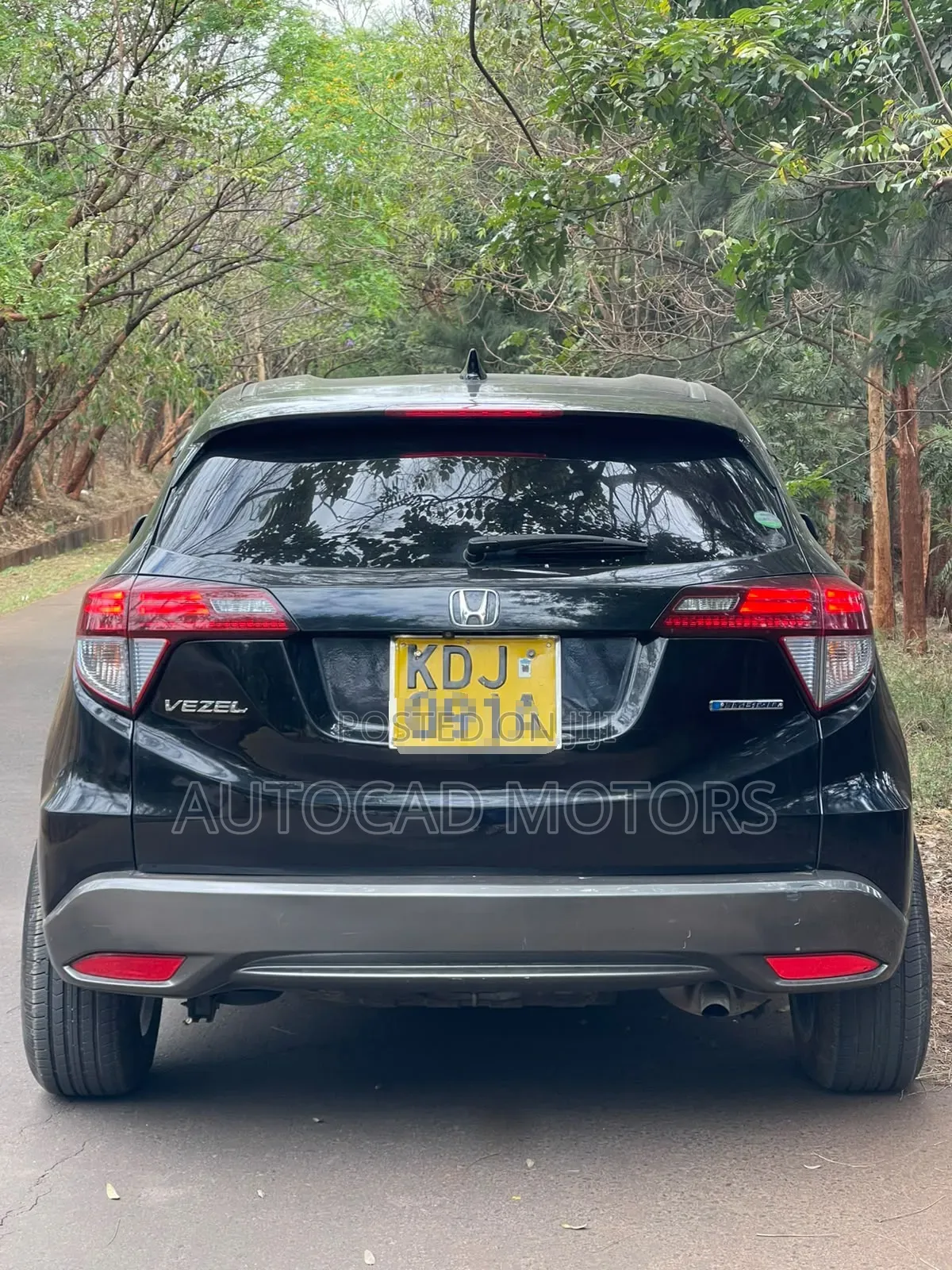 Honda Vezel 1.5 Hybrid 2WD 2016 Black