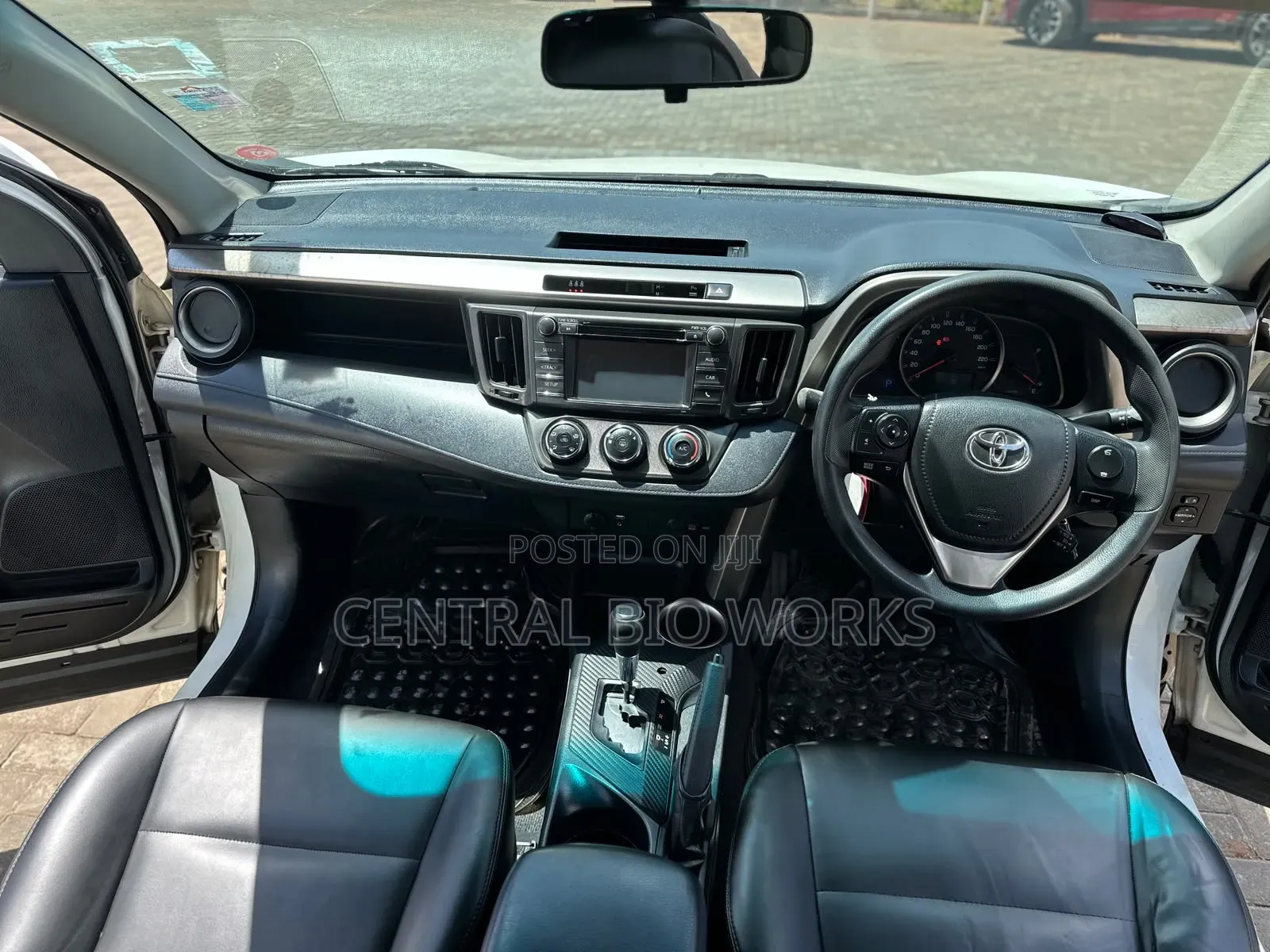Toyota RAV4 2015 White