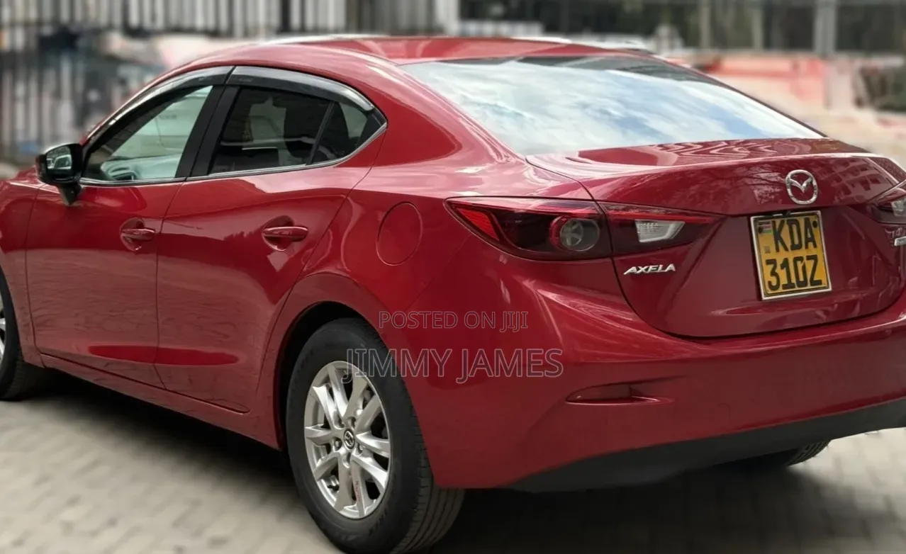 Mazda Axela 2015 Red
