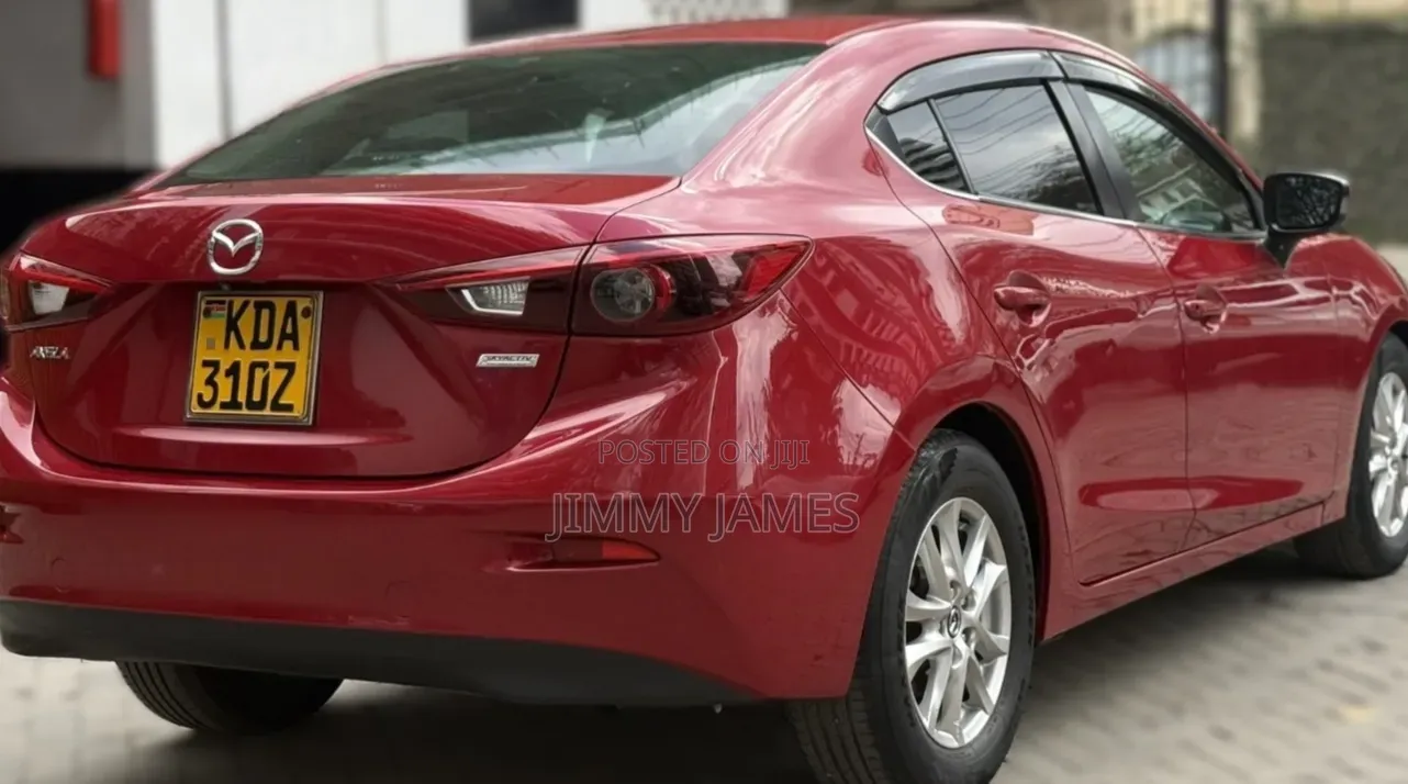 Mazda Axela 2015 Red