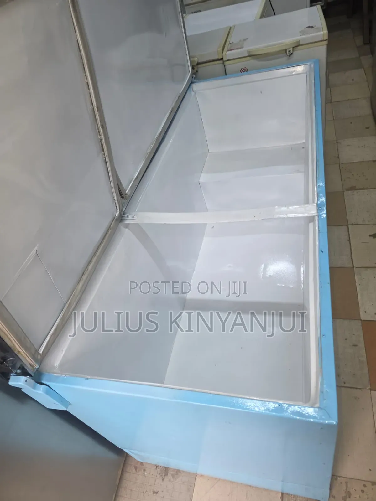 Ex-Uk Deep Freezer 650litrs