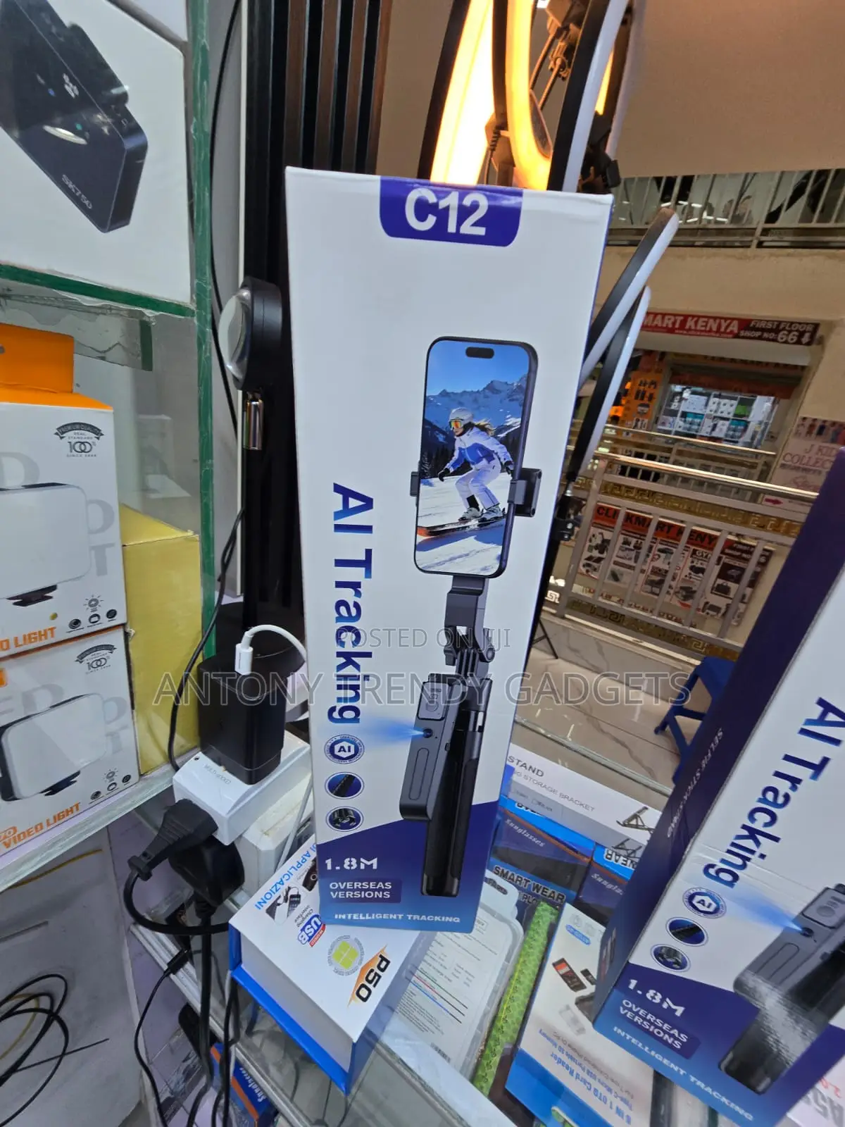 1.8M Smart AI Face Tracking Tripod for TikTok and Live Streaming