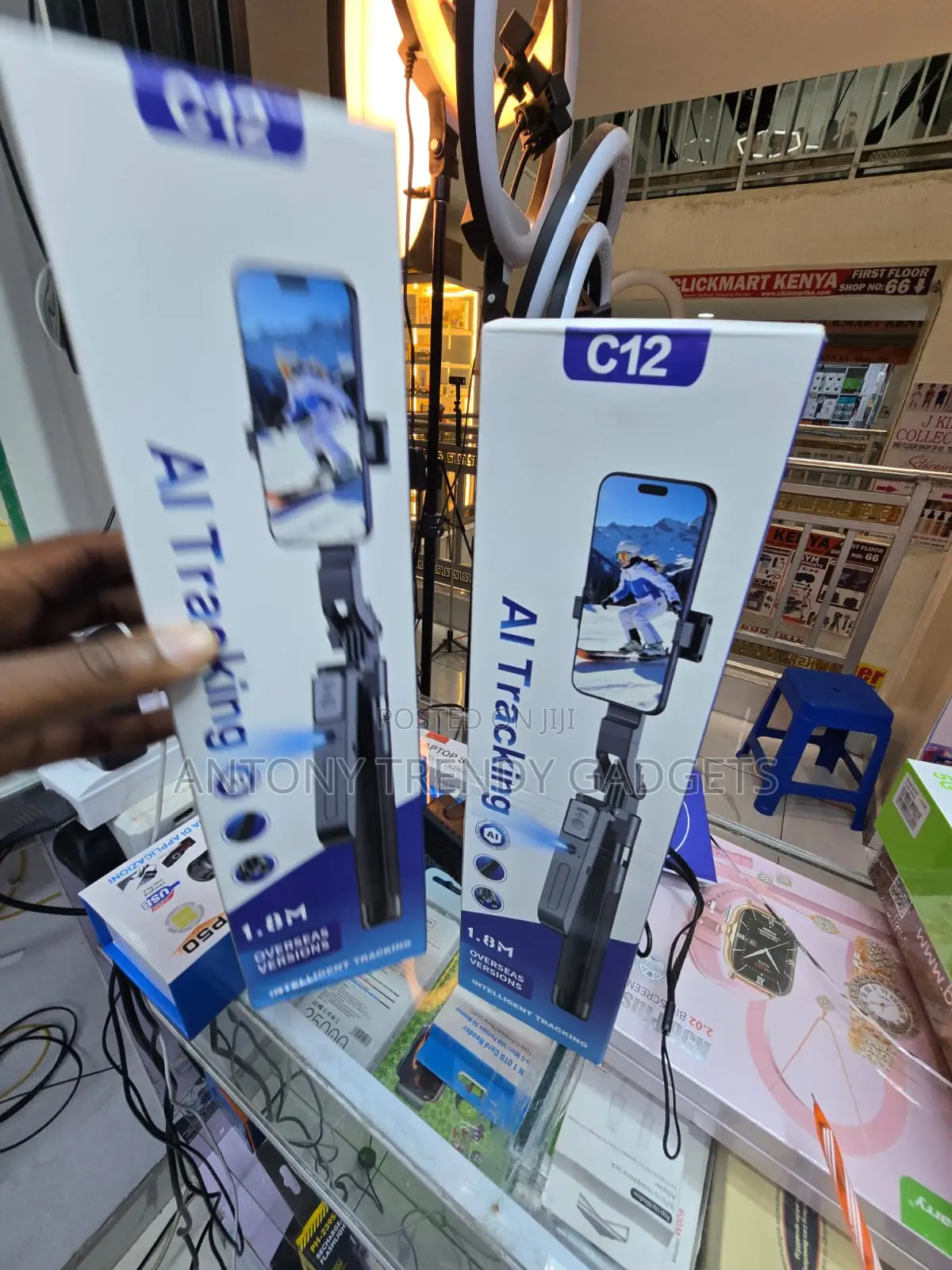 1.8M Smart AI Face Tracking Tripod for TikTok and Live Streaming