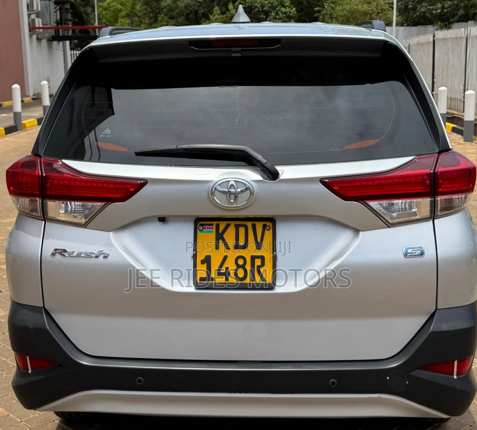 Toyota Rush 2018 Silver