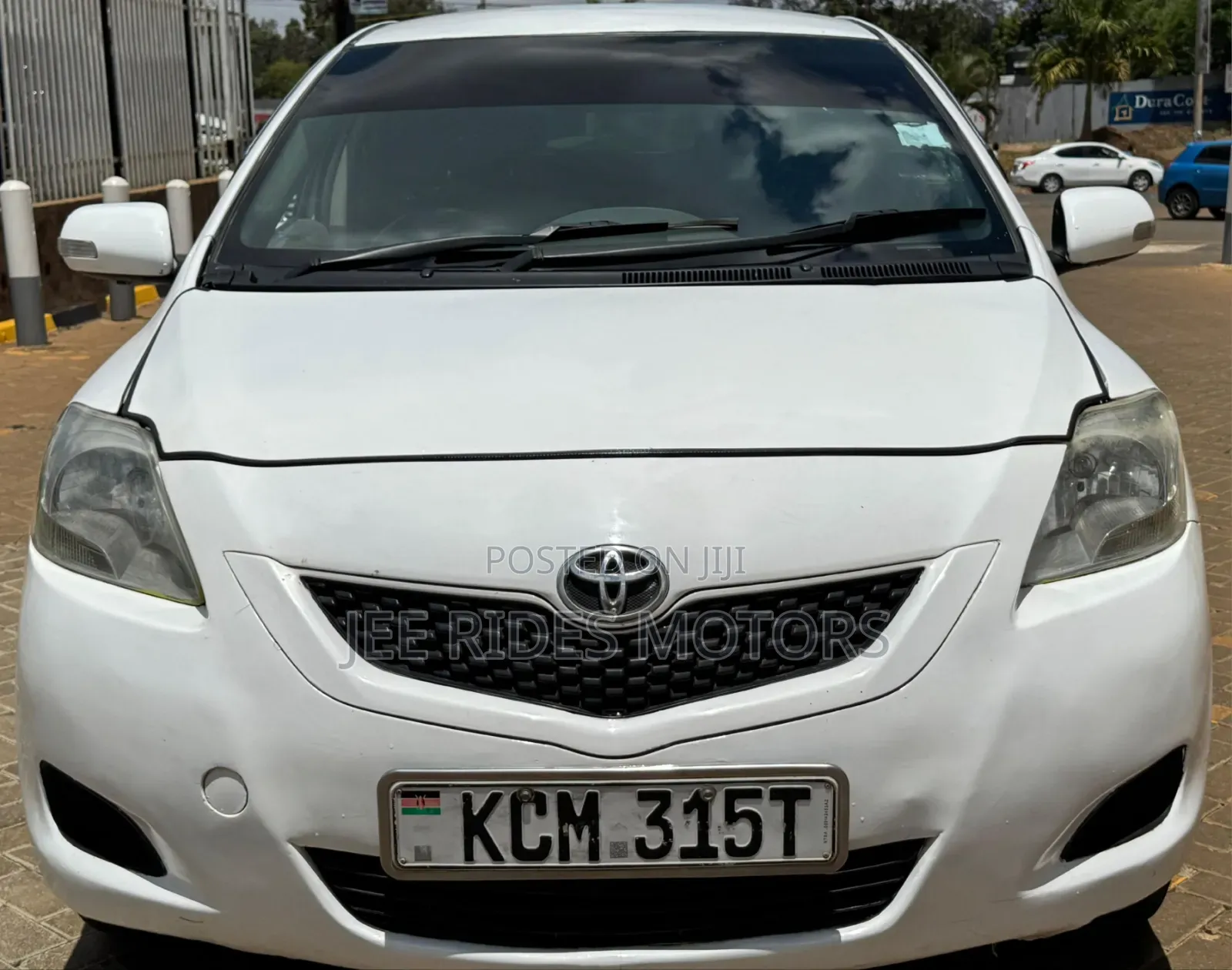 Toyota Belta 2010 Off white