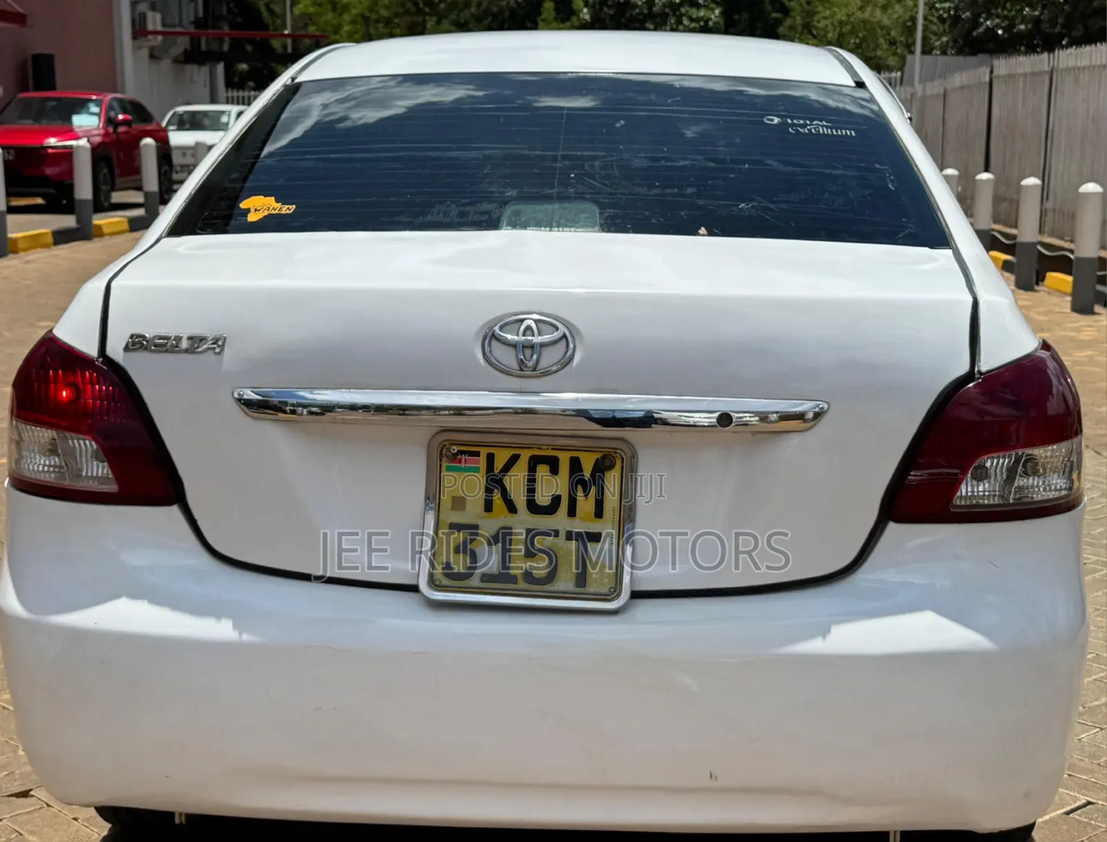 Toyota Belta 2010 Off white
