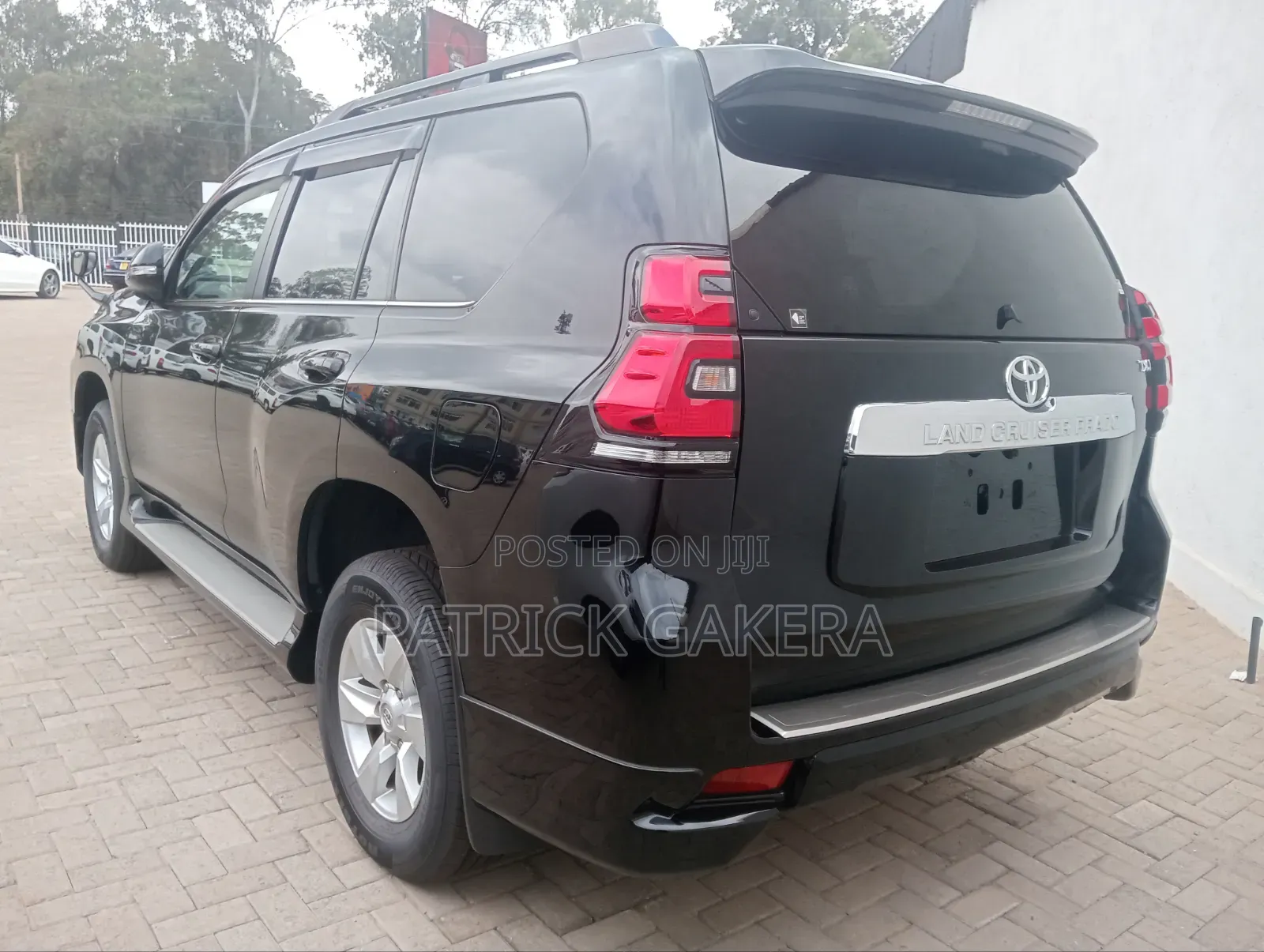 Toyota Land Cruiser Prado 2.8 2021 Black