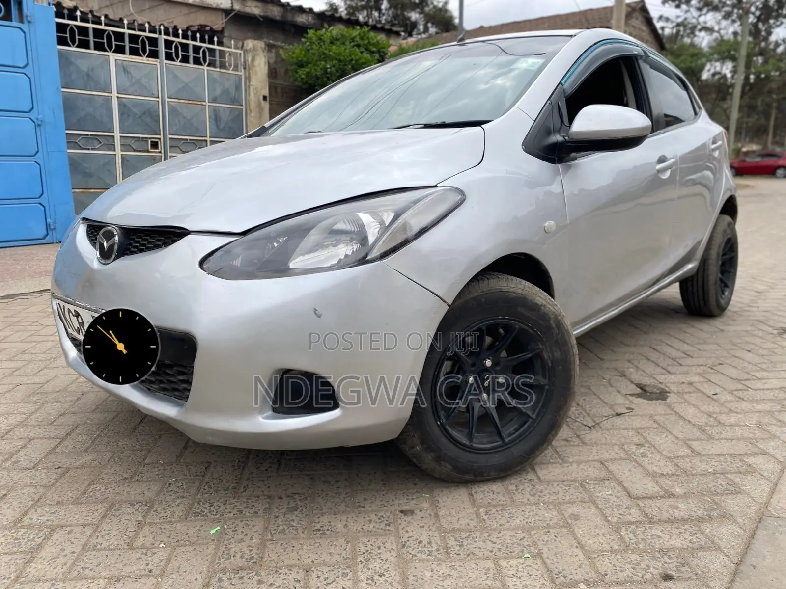 Mazda Demio 2011 Silver