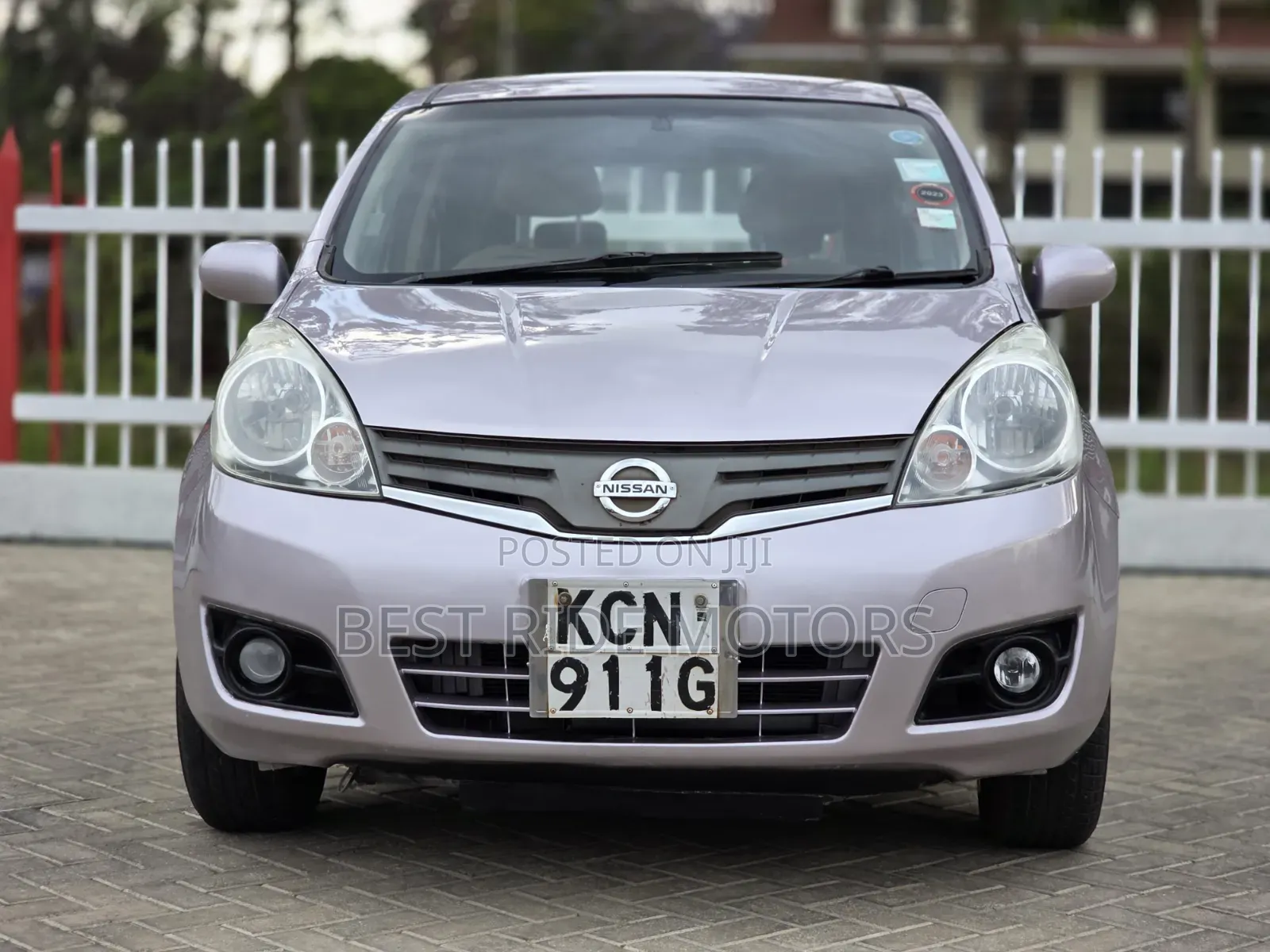 Nissan Note 1.4 2010 Silver