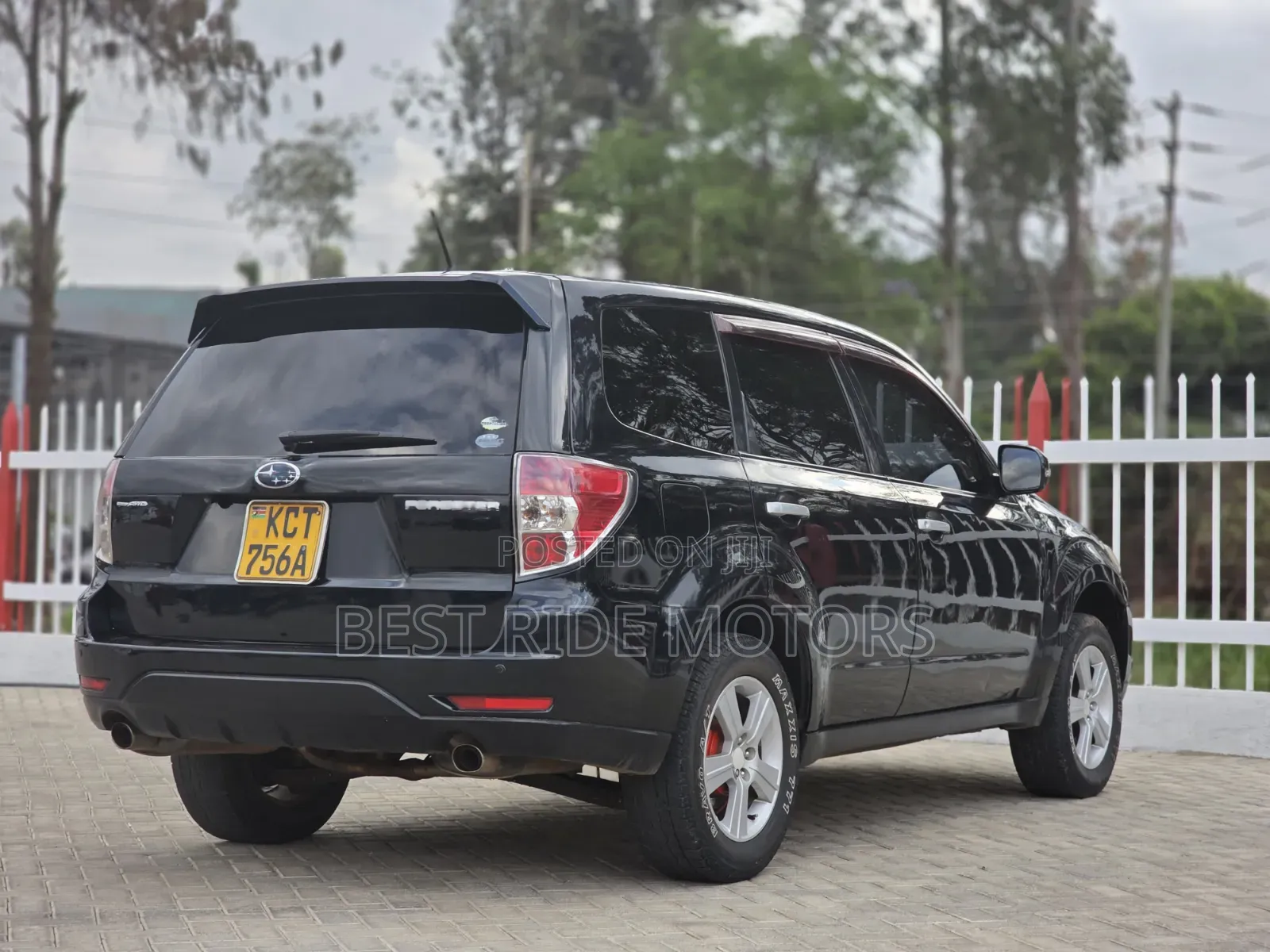 Subaru Forester 2011 Black