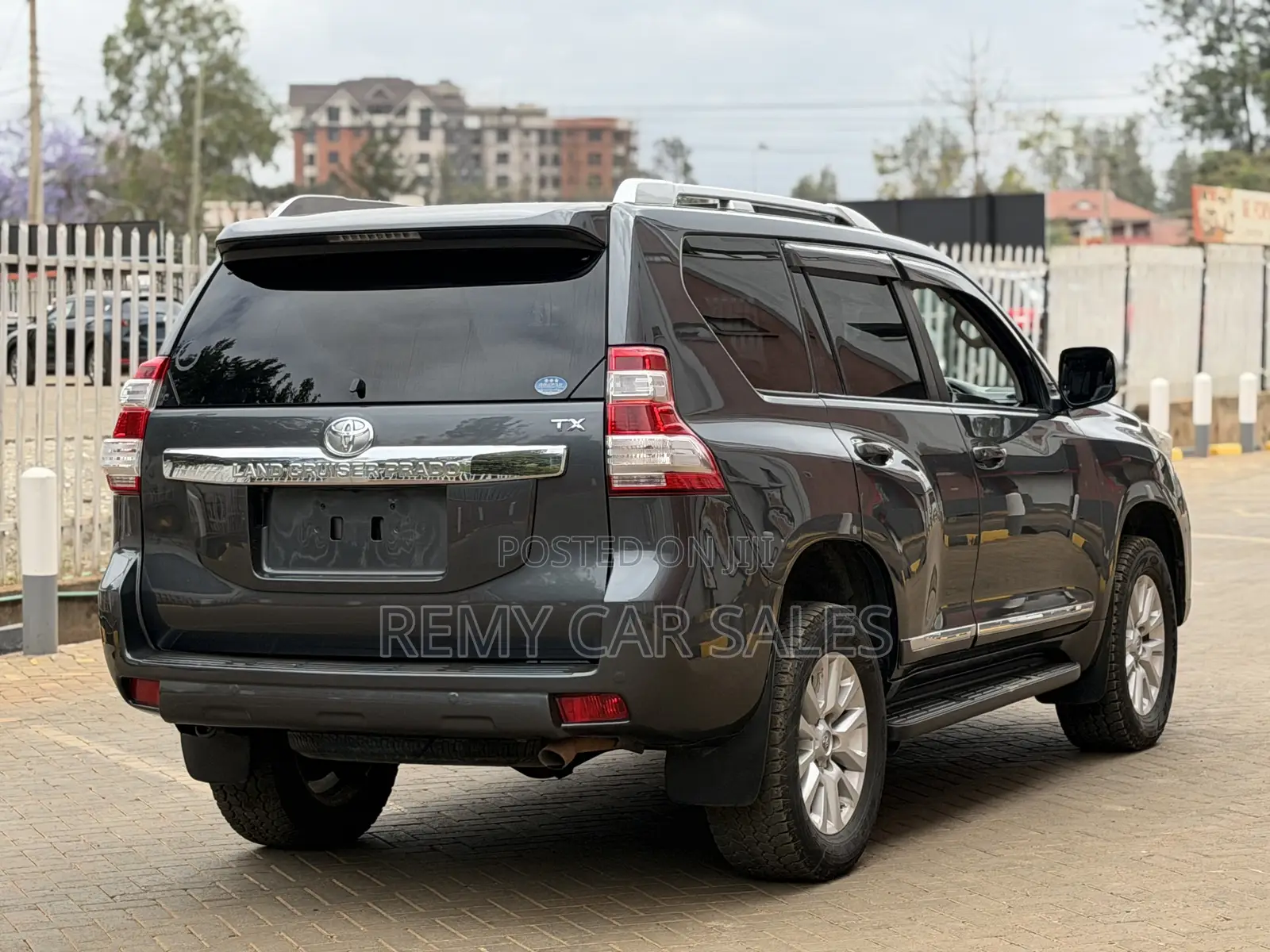 Toyota Land Cruiser Prado 2015 Gray