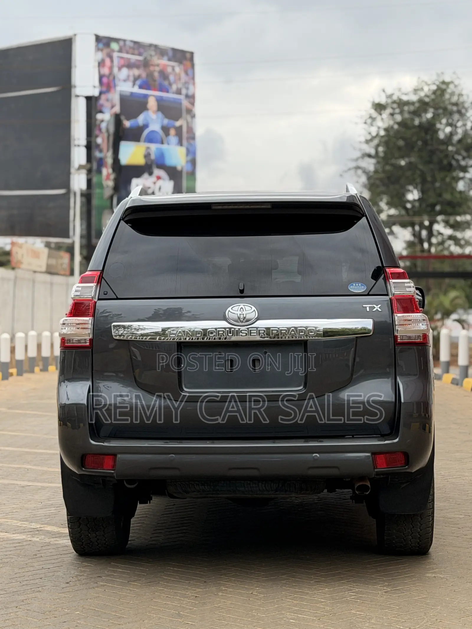 Toyota Land Cruiser Prado 2015 Gray