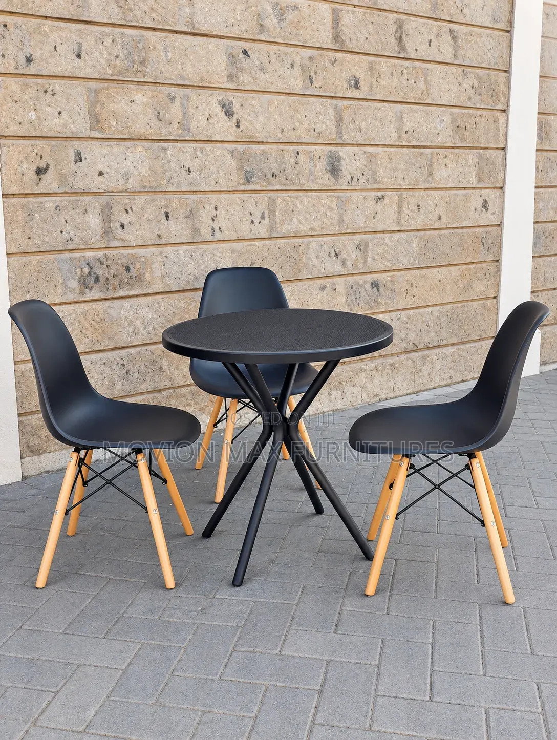 Black Round Café Dining Table Set 3 Black Chairs and Wooden Legs