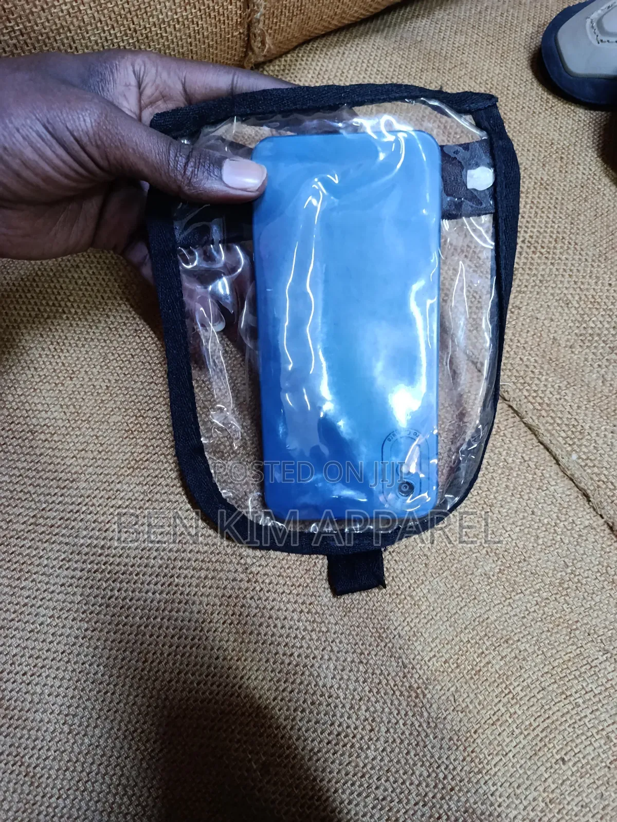 Water and Dust Proof Carrier Pouch Transparent.