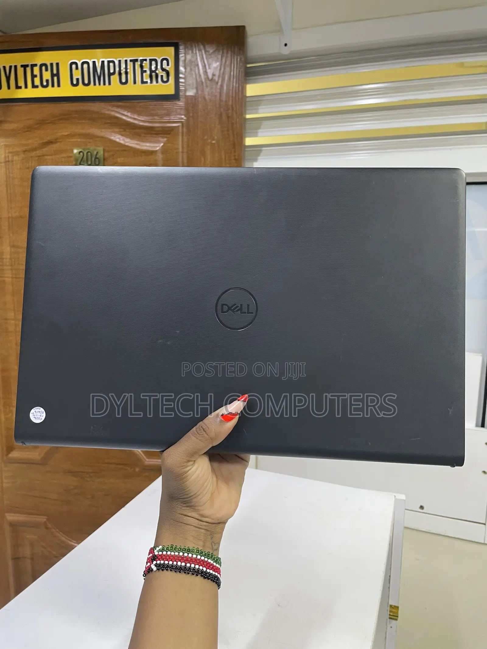 Laptop Dell Vostro 15 3510 8GB Intel Core i7 SSD 256GB