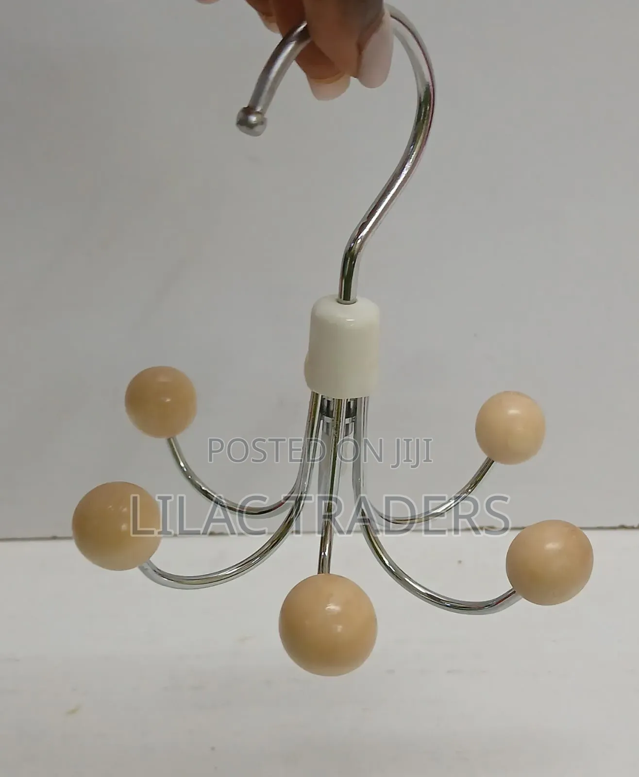 6-Hook Rotating Hanger – Space-Saving Organizer Alp