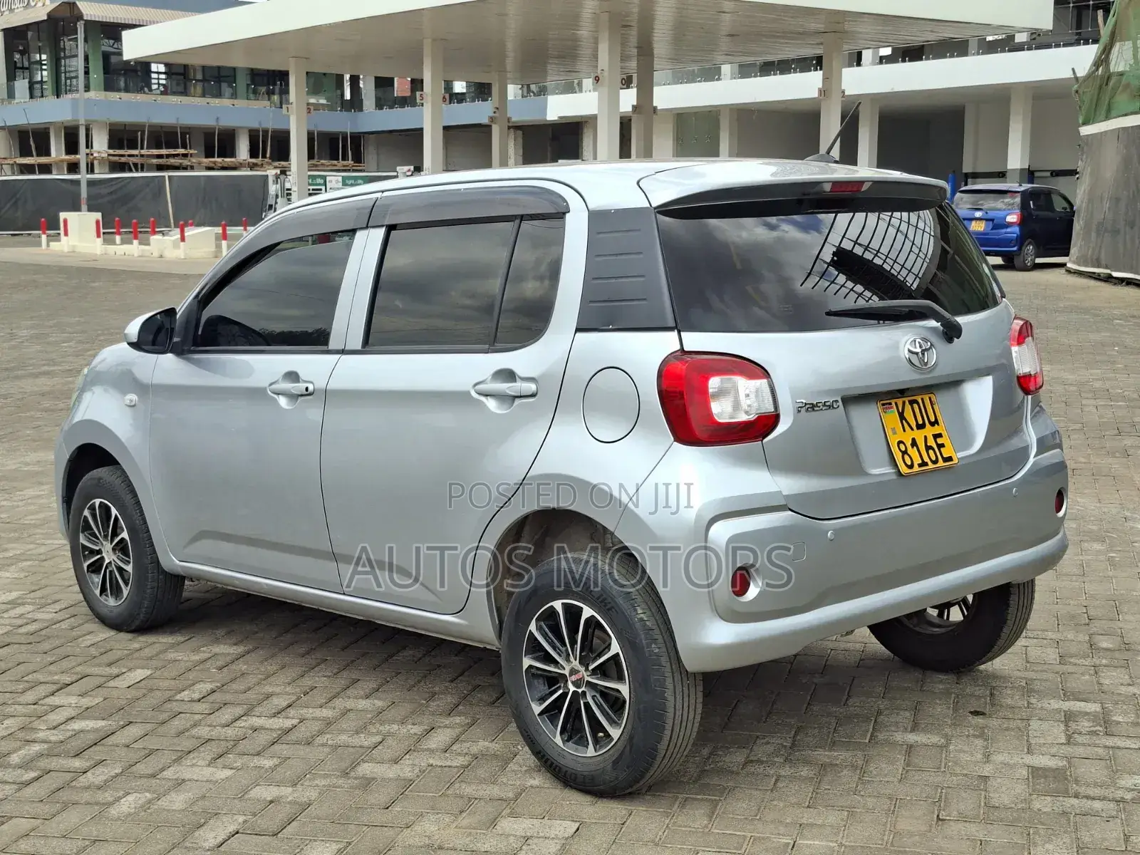 Toyota Passo 1.0 FWD 2018 Silver