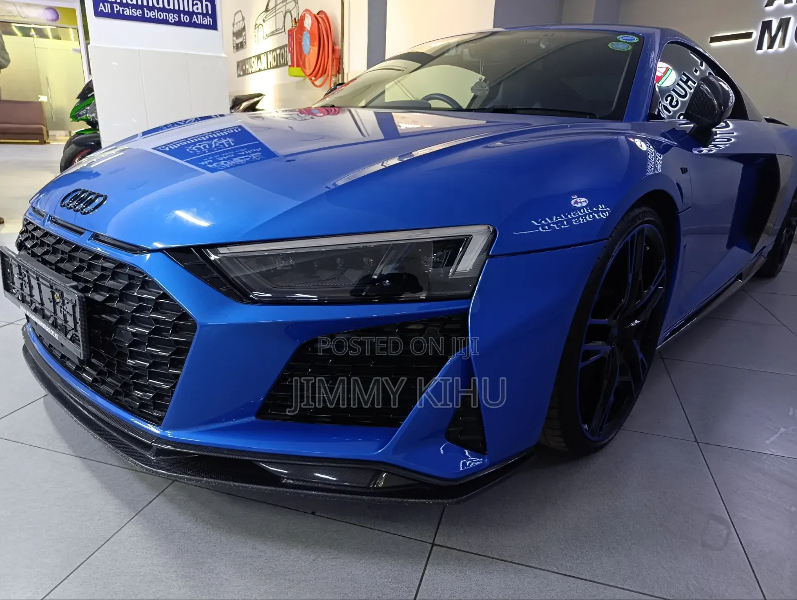 Audi R8 2024 Blue
