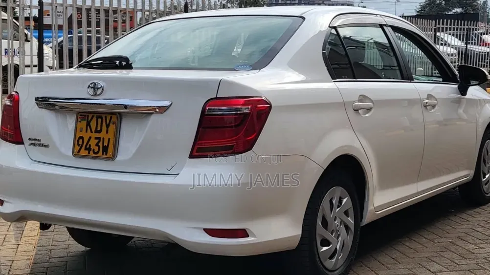 Toyota Axio 1.5 G 2WD 2019 White