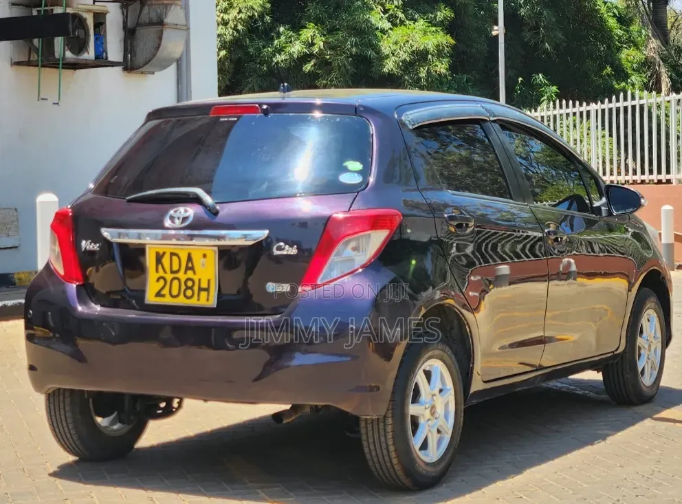 Toyota Vitz 2013 Purple