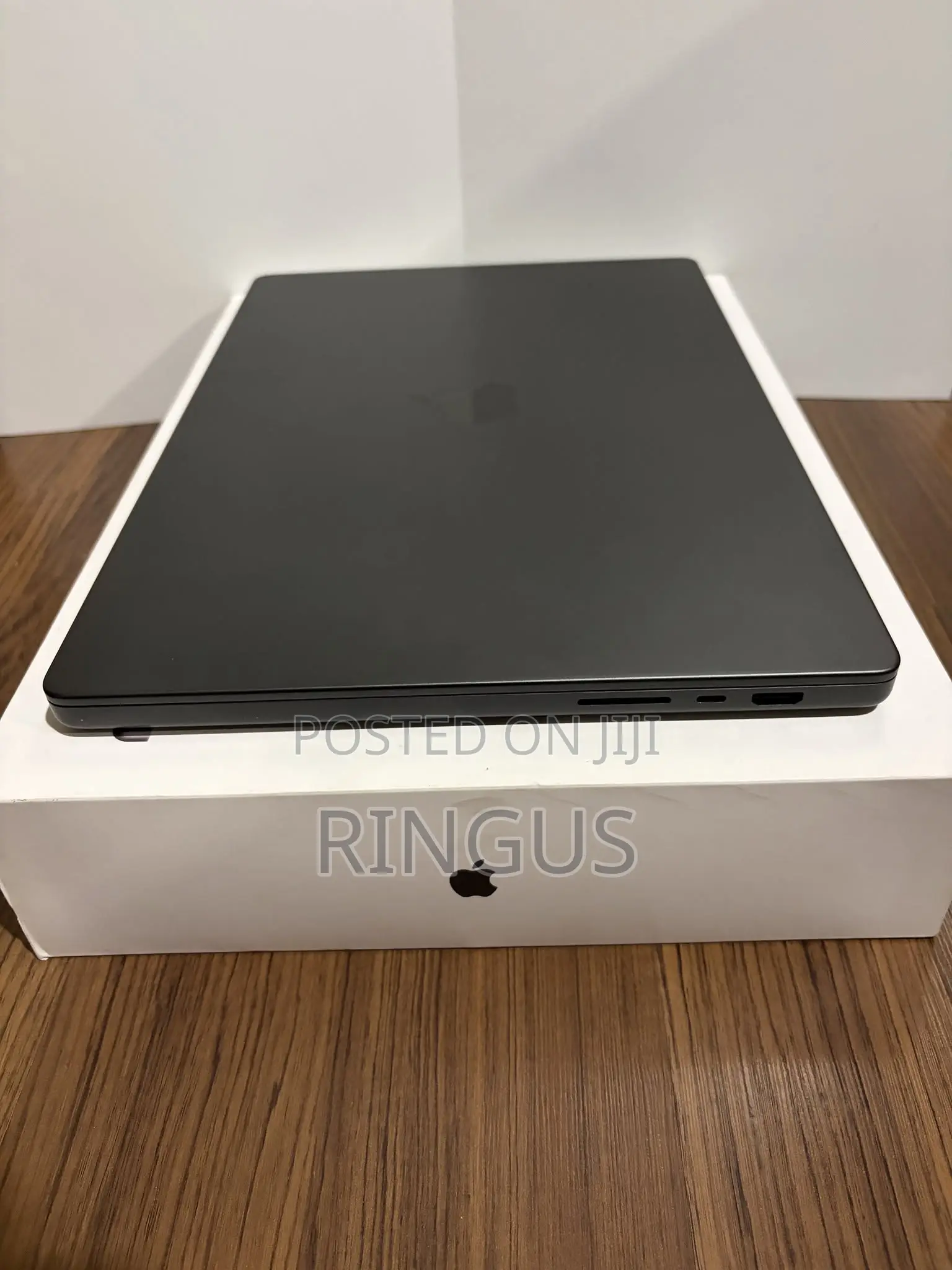 Laptop Apple MacBook Pro 36GB Apple M3 Pro SSD 1T