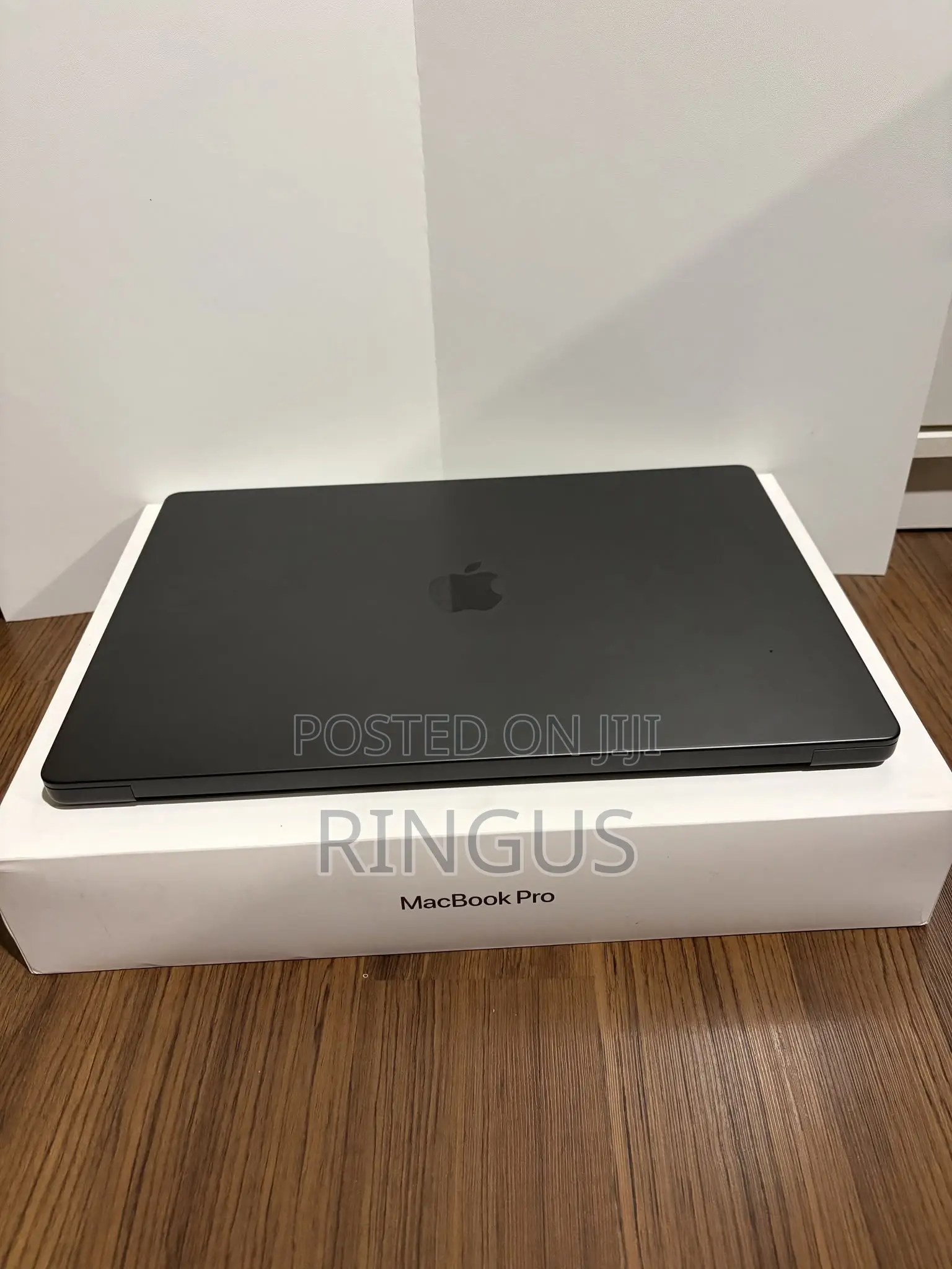 Laptop Apple MacBook Pro 36GB Apple M3 Pro SSD 1T