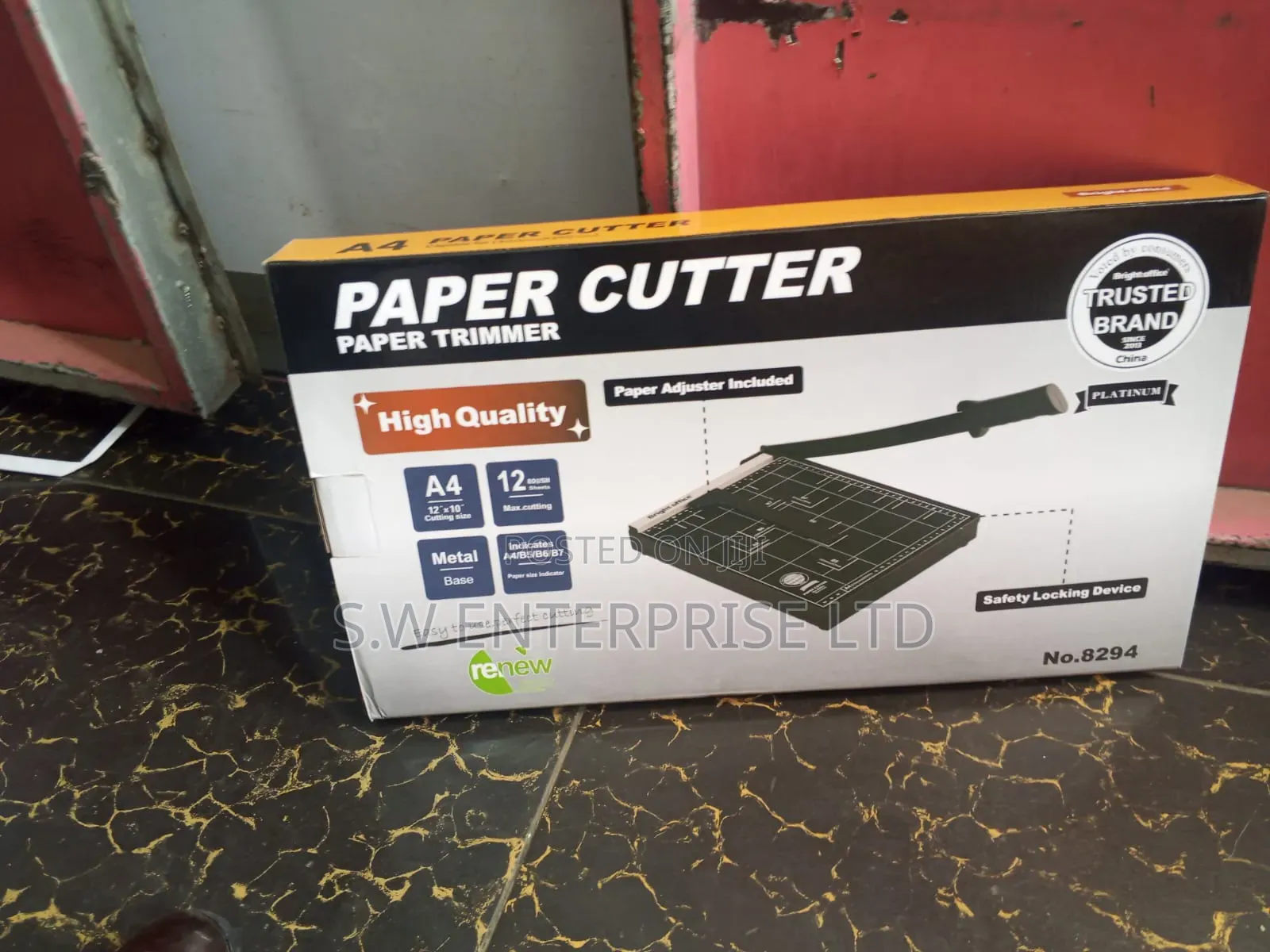 Paper Cutter