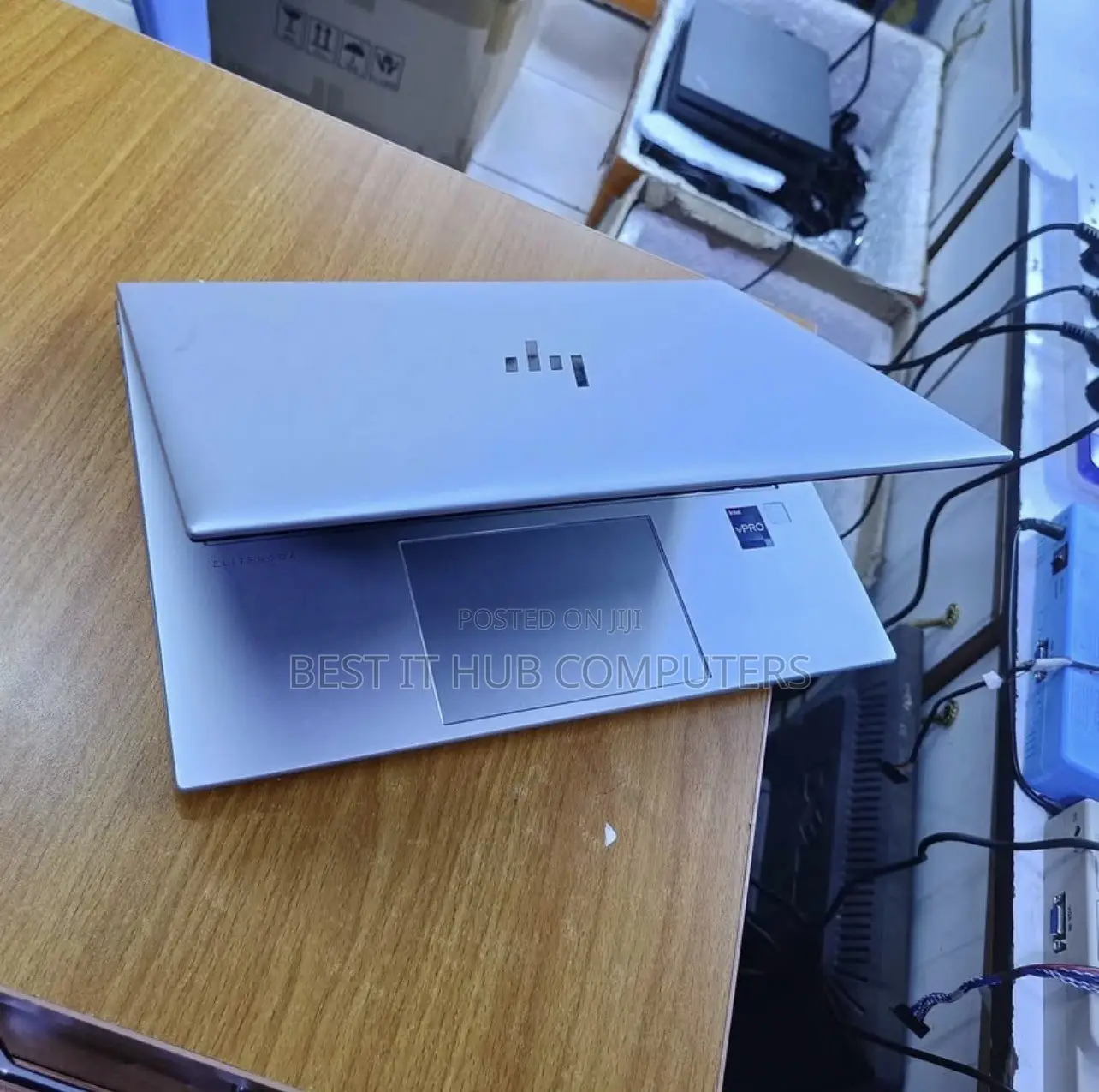 Laptop HP EliteBook 840 G10 16GB Intel Core i7 SSD 512GB