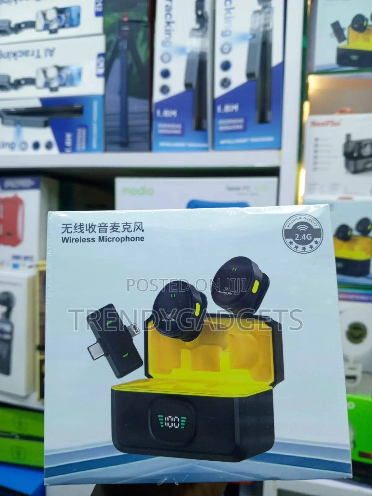 Q9 Wireless Mic Kit for Interviews, TikTok, YouTube and Vlogging