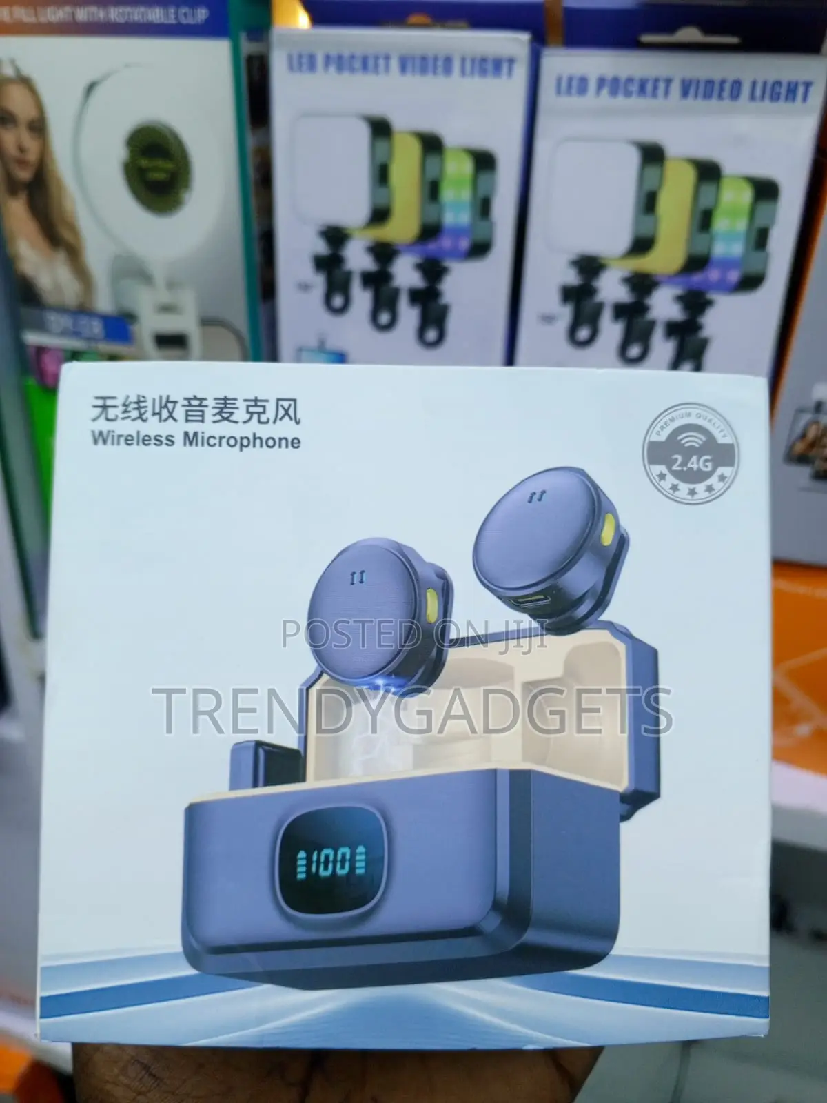 Q8 Dual Clip-on Microphone for TikTok and YouTube