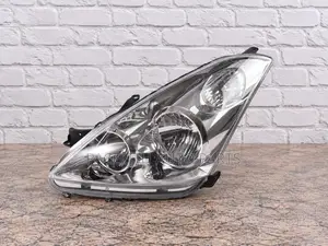 Head Lamp / Light Toyota Wish 2004/2005