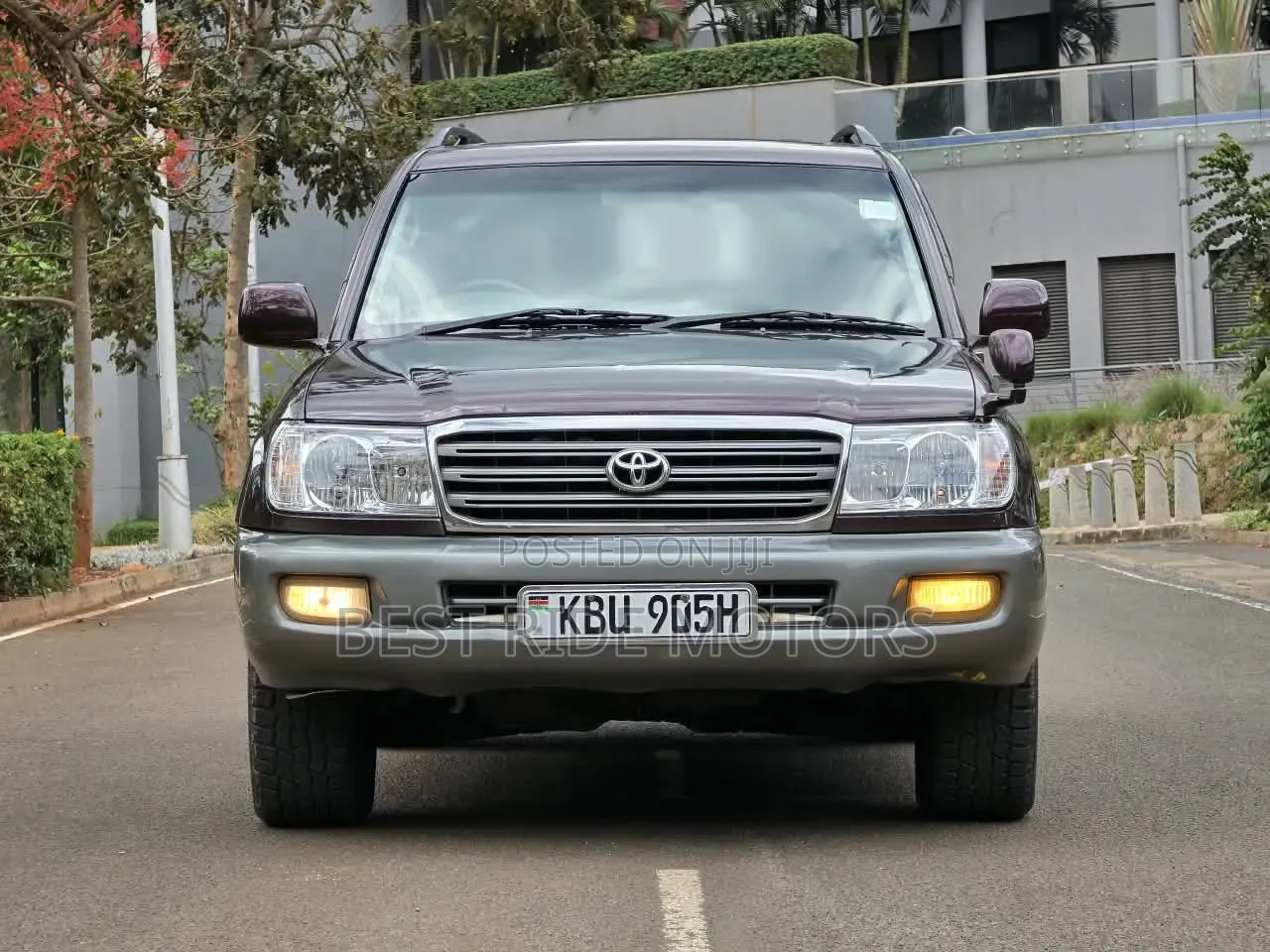 Toyota Land Cruiser 100 4.2 2006 Gray