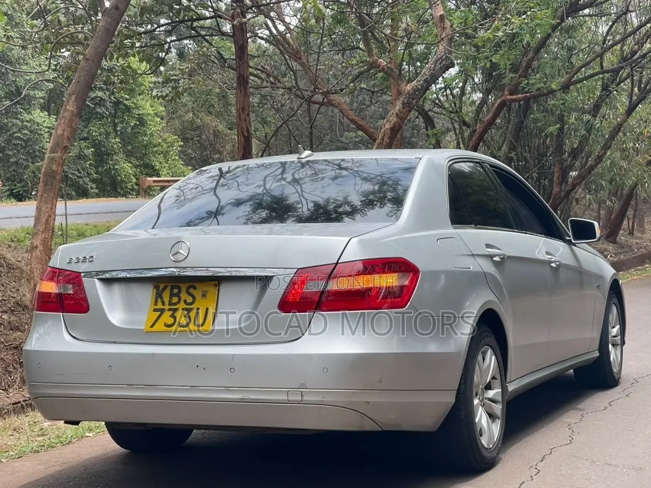 Mercedes-Benz E220 2010 Silver
