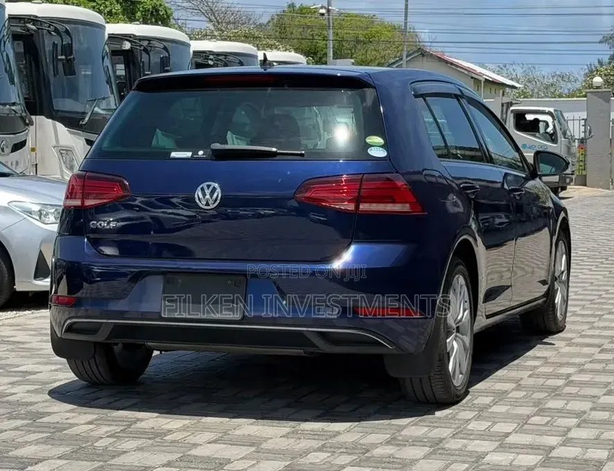 Volkswagen Golf 1.4T S FWD 2019 Blue