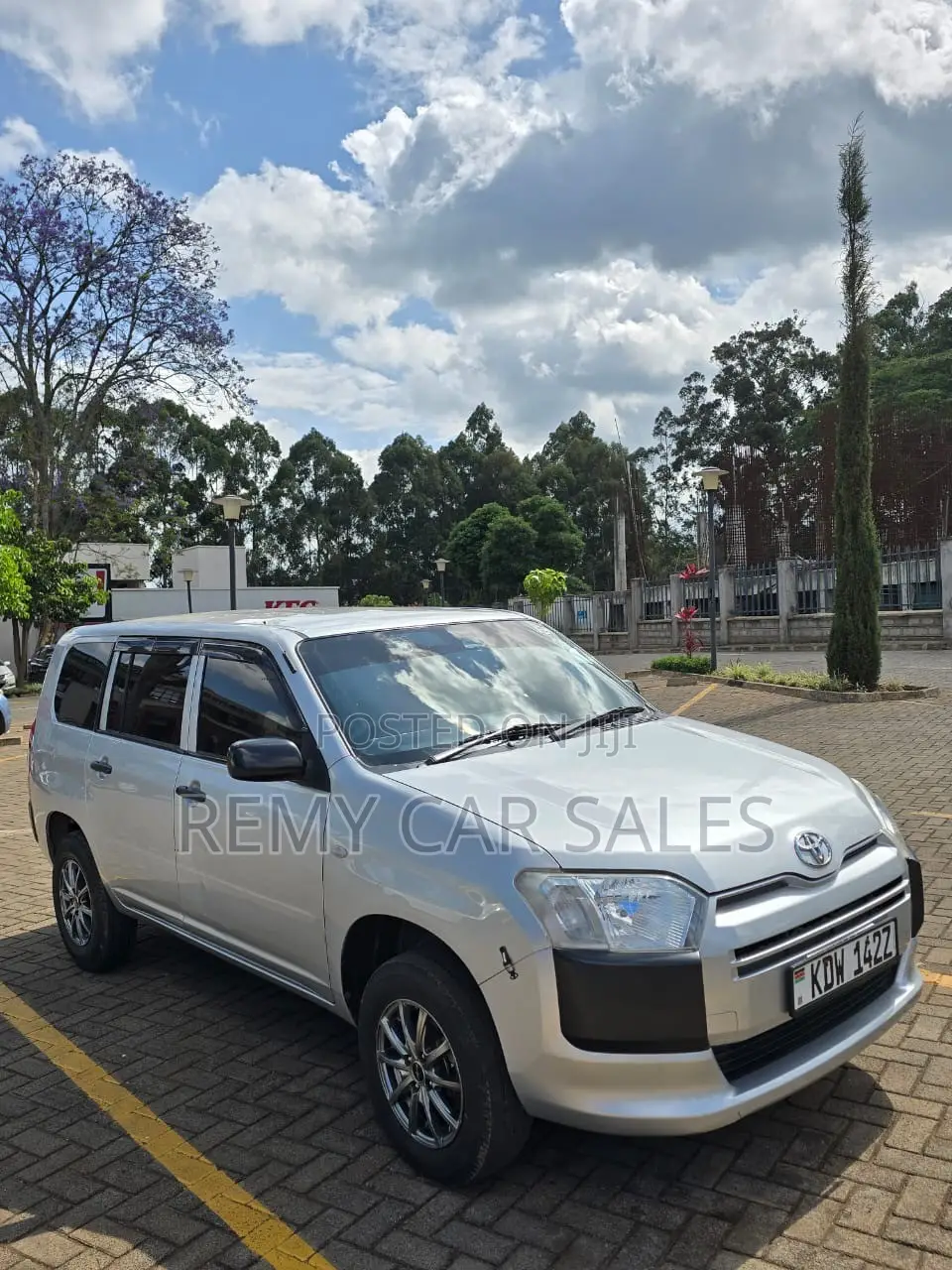 Toyota Probox 2018 Silver