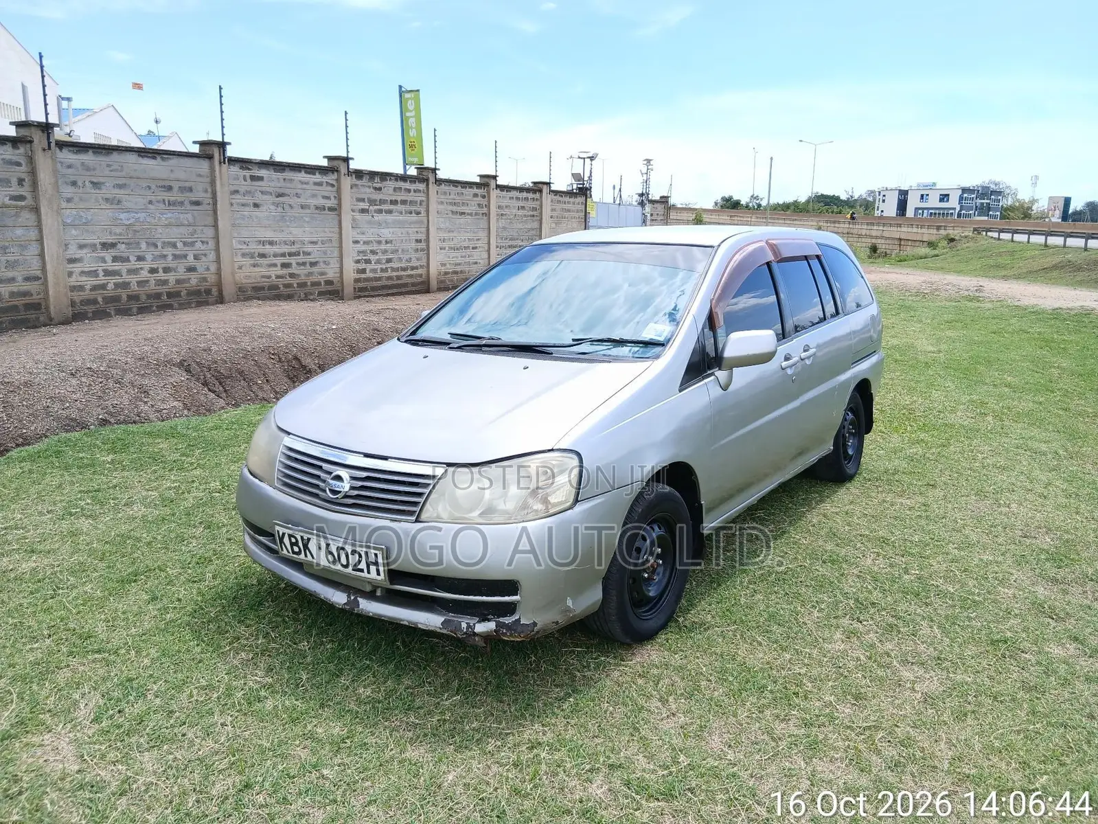 Nissan Liberty 2002 Silver