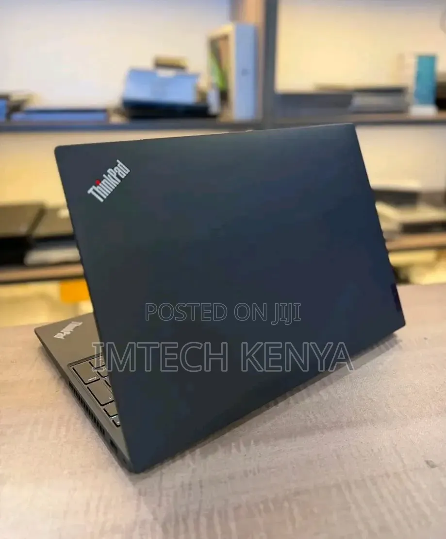 Laptop Lenovo ThinkPad T15 Gen1 16GB AMD Ryzen 5 SSD 512GB