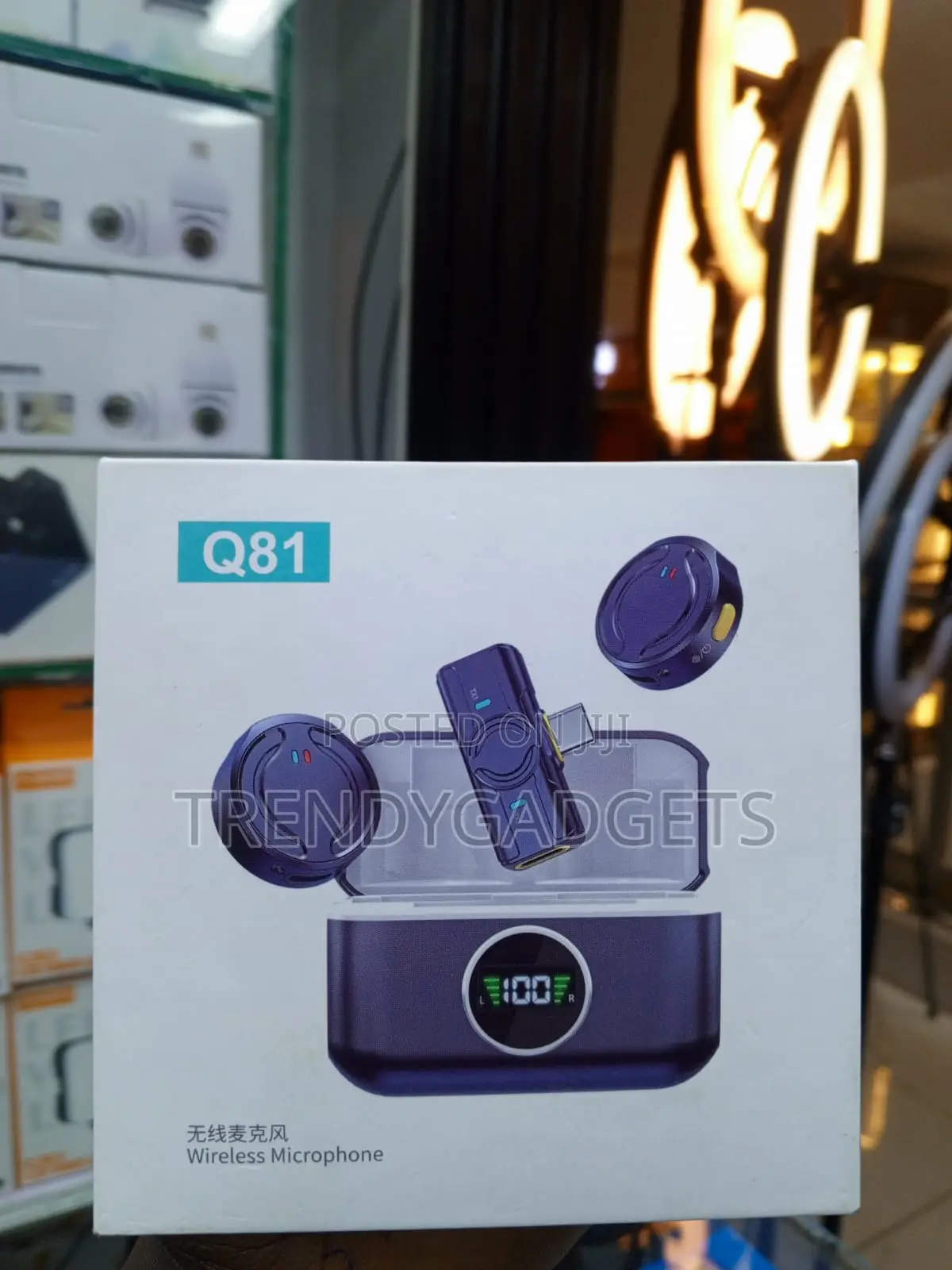 Q81 Dual Wireless Lavalier Microphone With Magnetic Clips