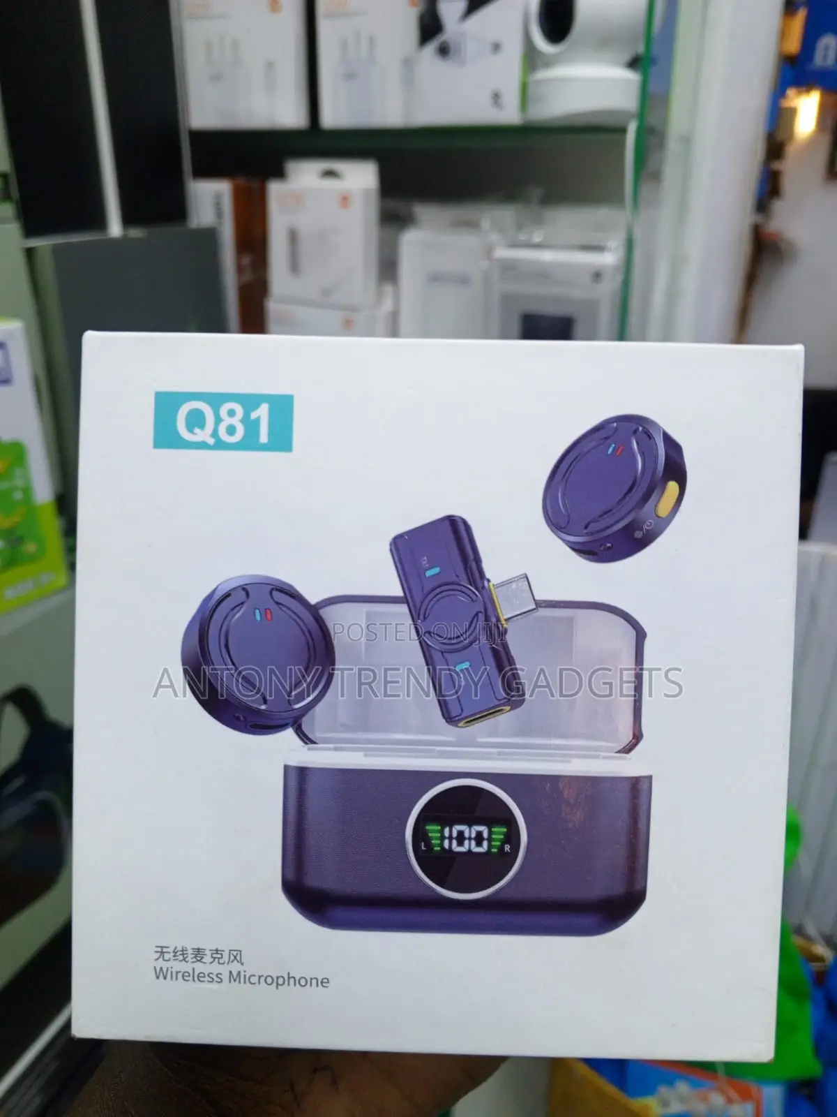 Q81 Wireless Dual Microphone Set With Magnetic Transmitters