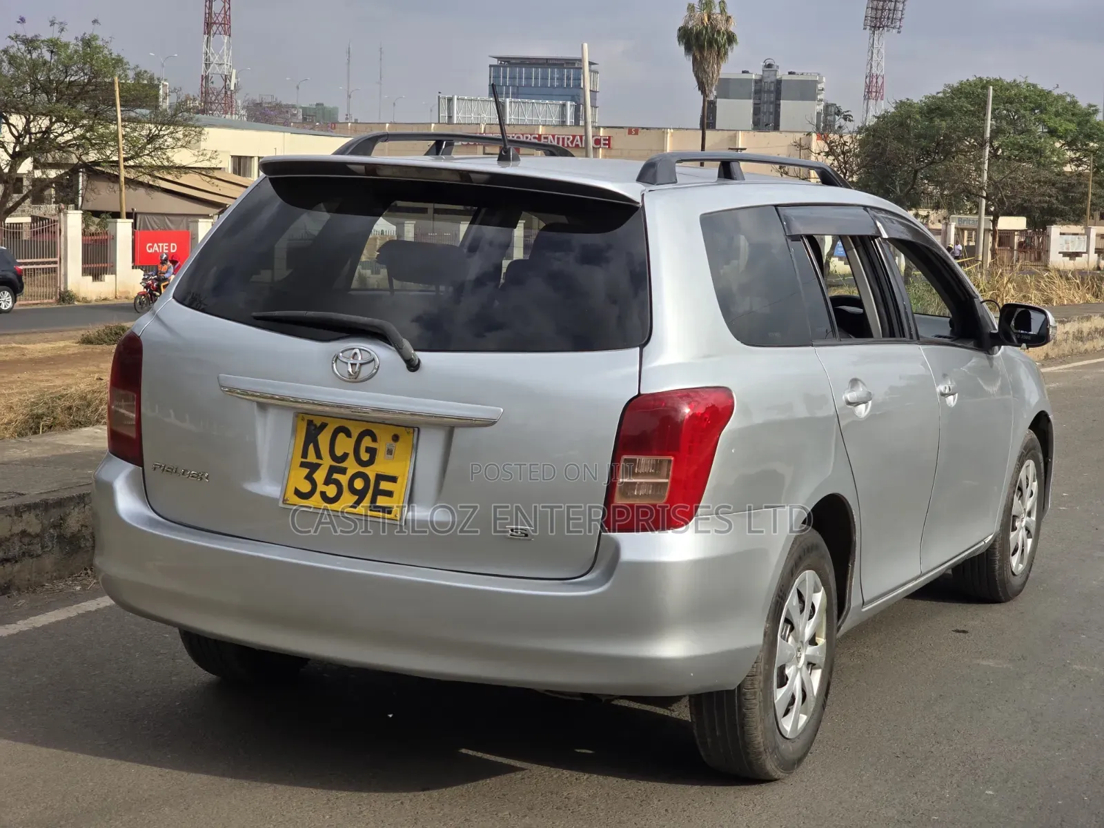 Toyota Corolla Fielder 1.5 Petrol FWD 2009 Silver