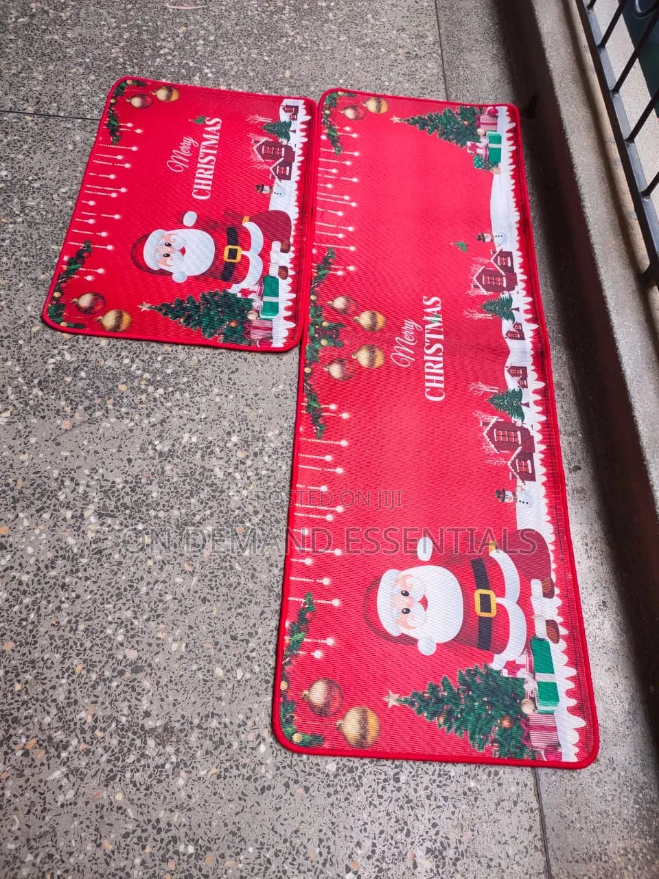 2 PCS Xmass Themed Kitchen Mats