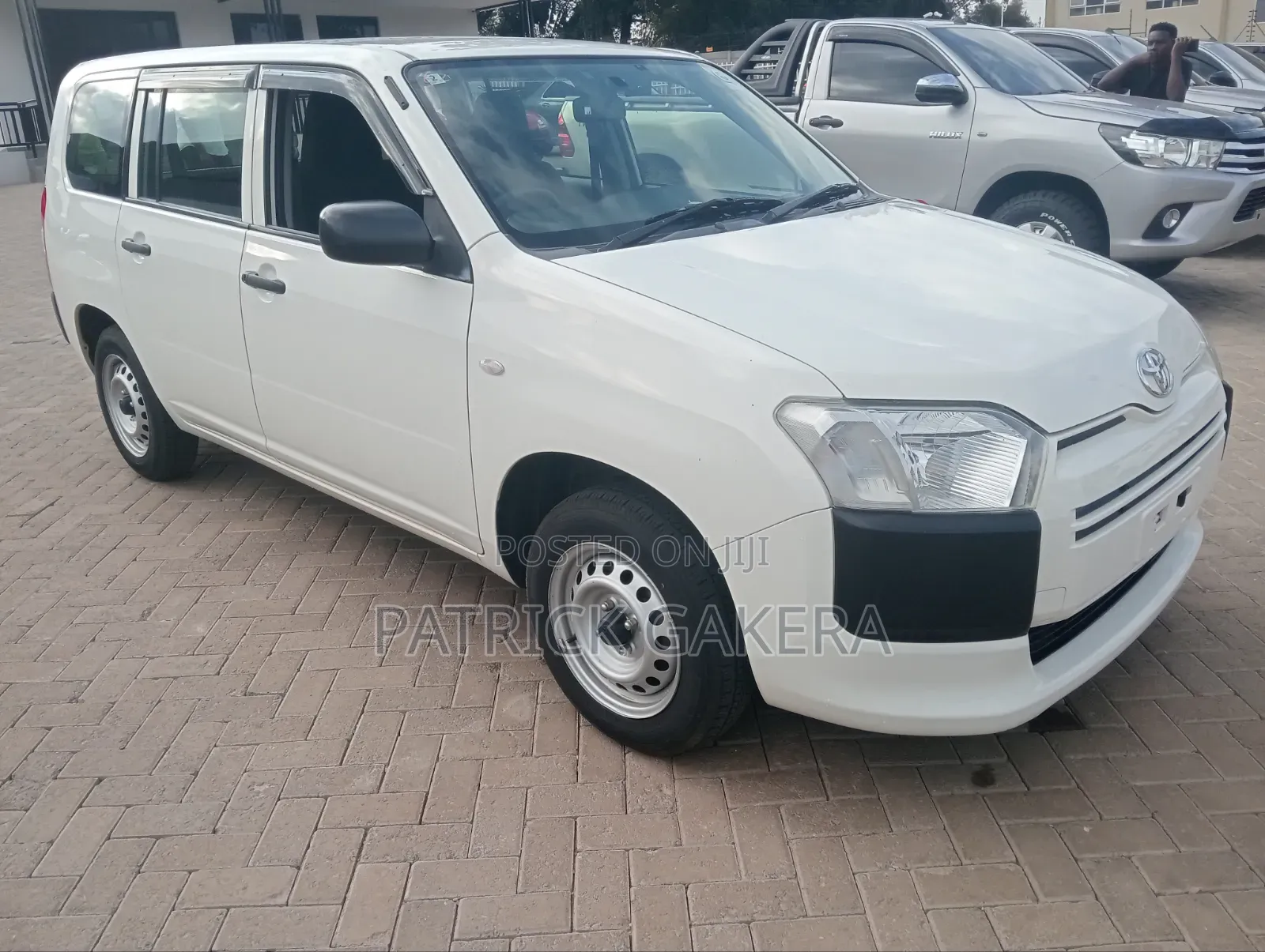 Toyota Probox 1.5 DX 4WD 2019 White