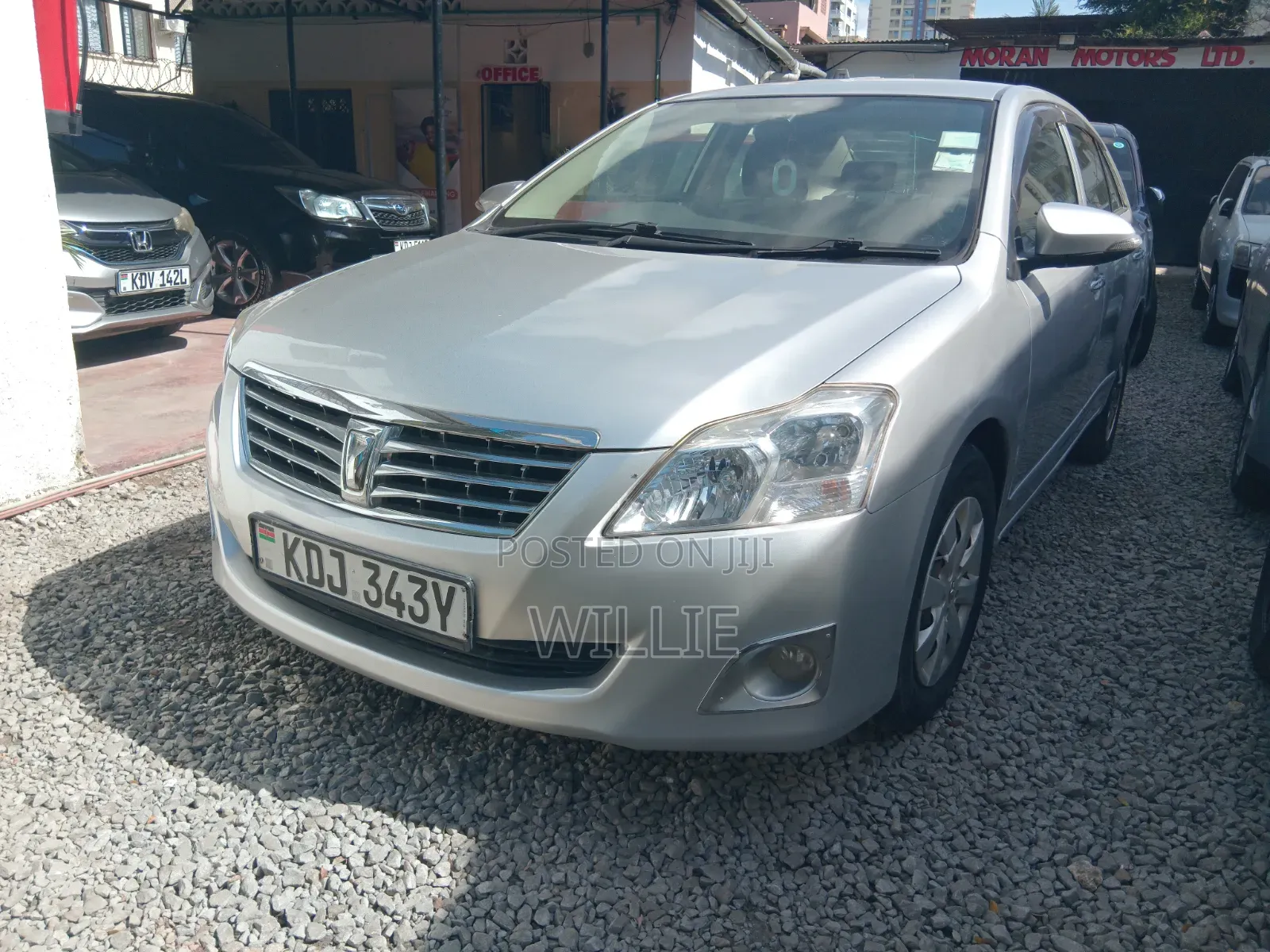 Toyota Premio 2015 Silver