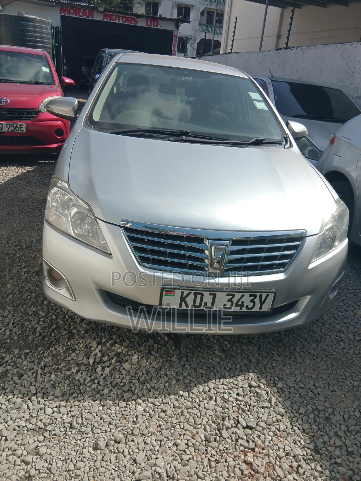 Toyota Premio 2015 Silver