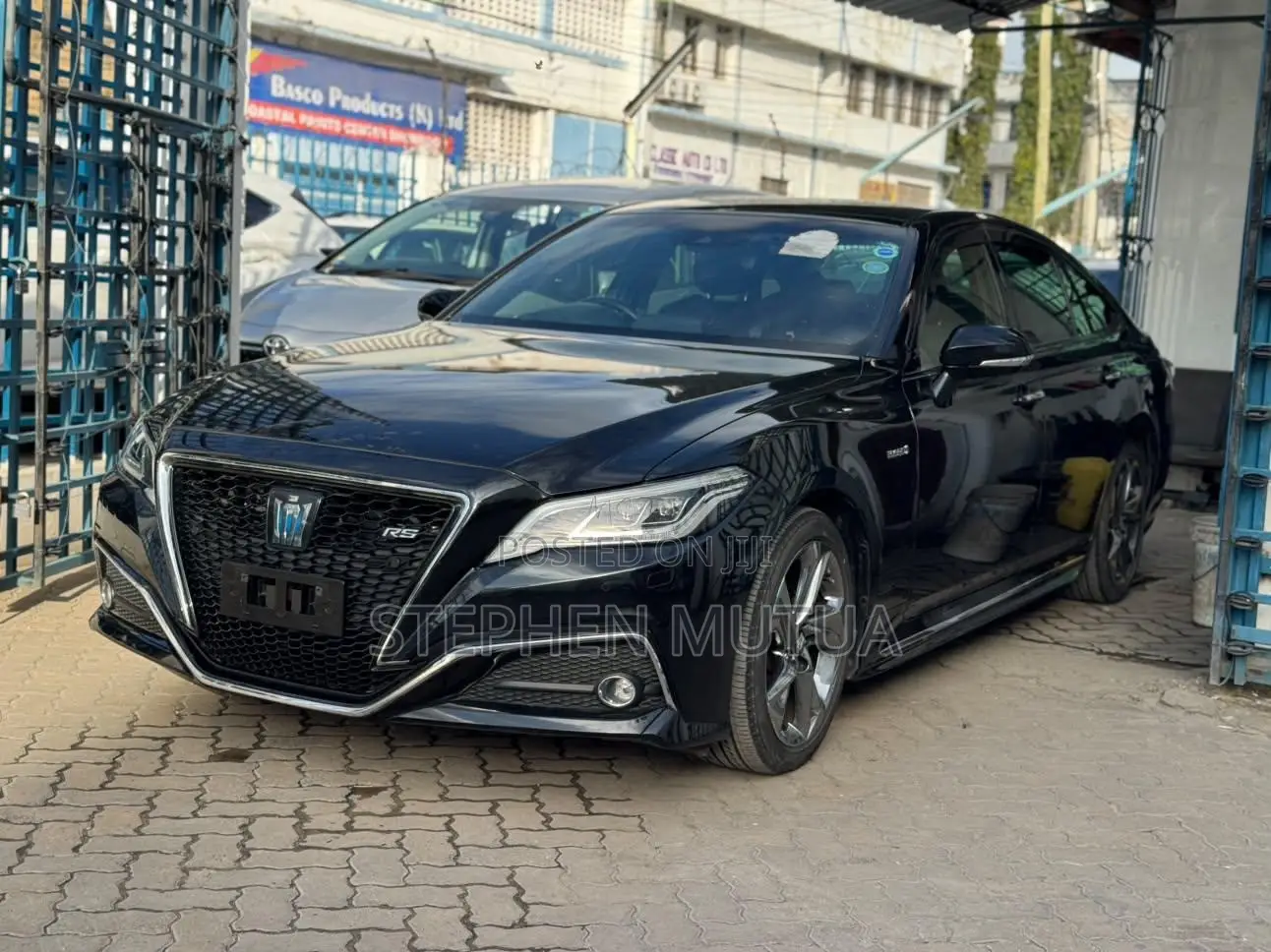 Toyota Crown 2020 Black