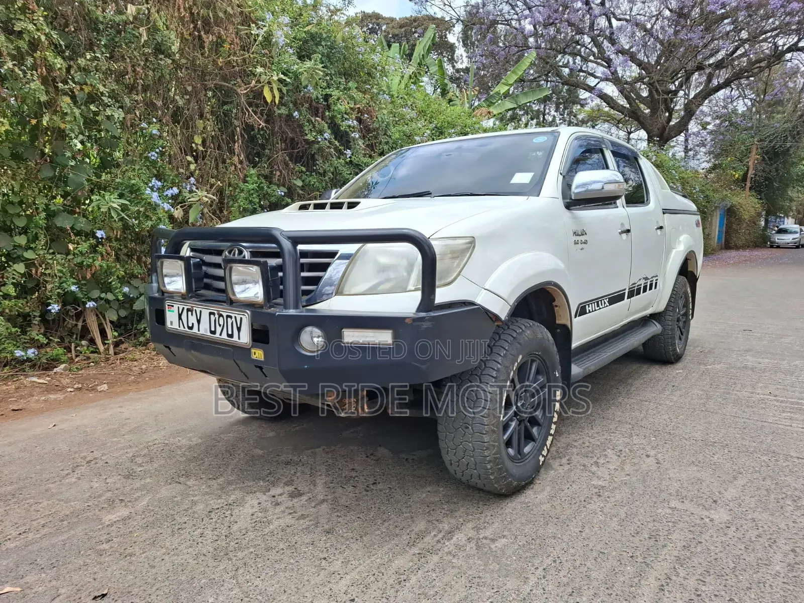 Toyota Hilux 3.0 D-4D 4x4 2012 White