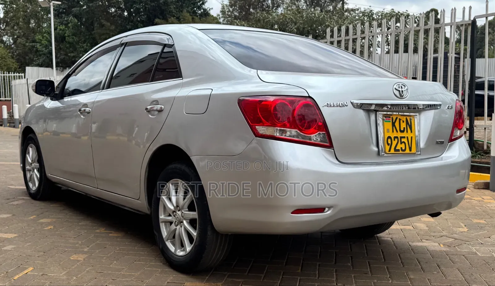 Toyota Allion 2011 Silver