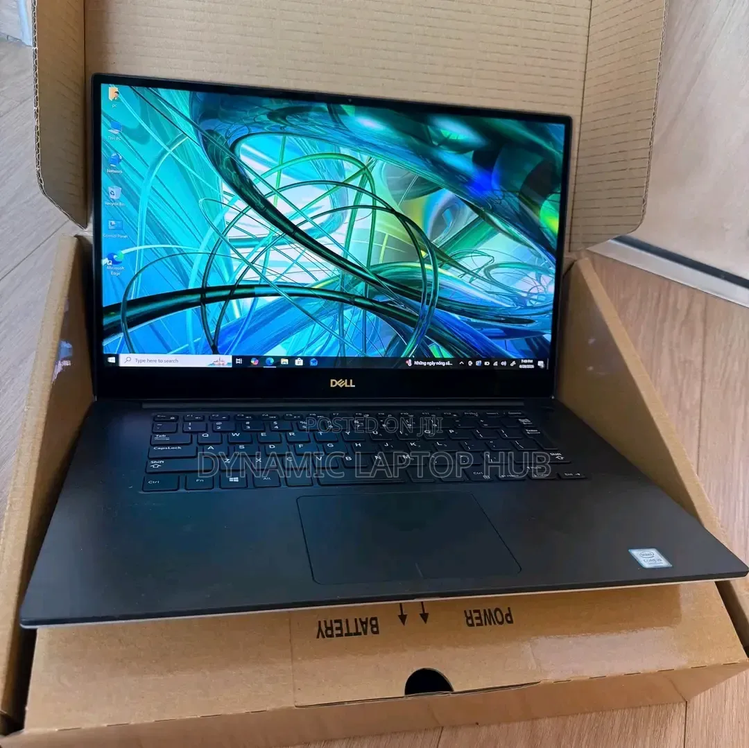 Laptop Dell Precision 5540 8GB Intel Core i9 SSD 256GB